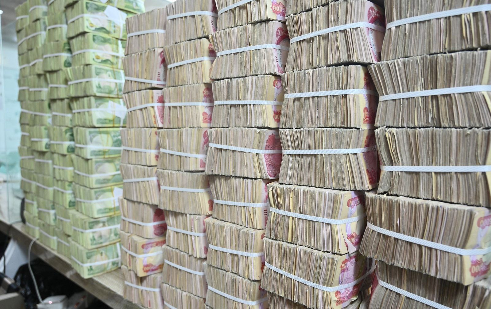 سەرچاوەیەک بۆ رووداو: وەزارەتی دارایی عێراق رازی بوو مووچەی مانگی 7 خەرجبکرێت