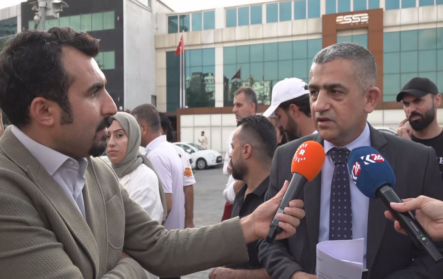 Tahir Resûl derbarê kuştina Hekîm Luqman ji Nûçegihanê Rûdawê Omer Sonmez re axivî / Wêne: Rûdaw