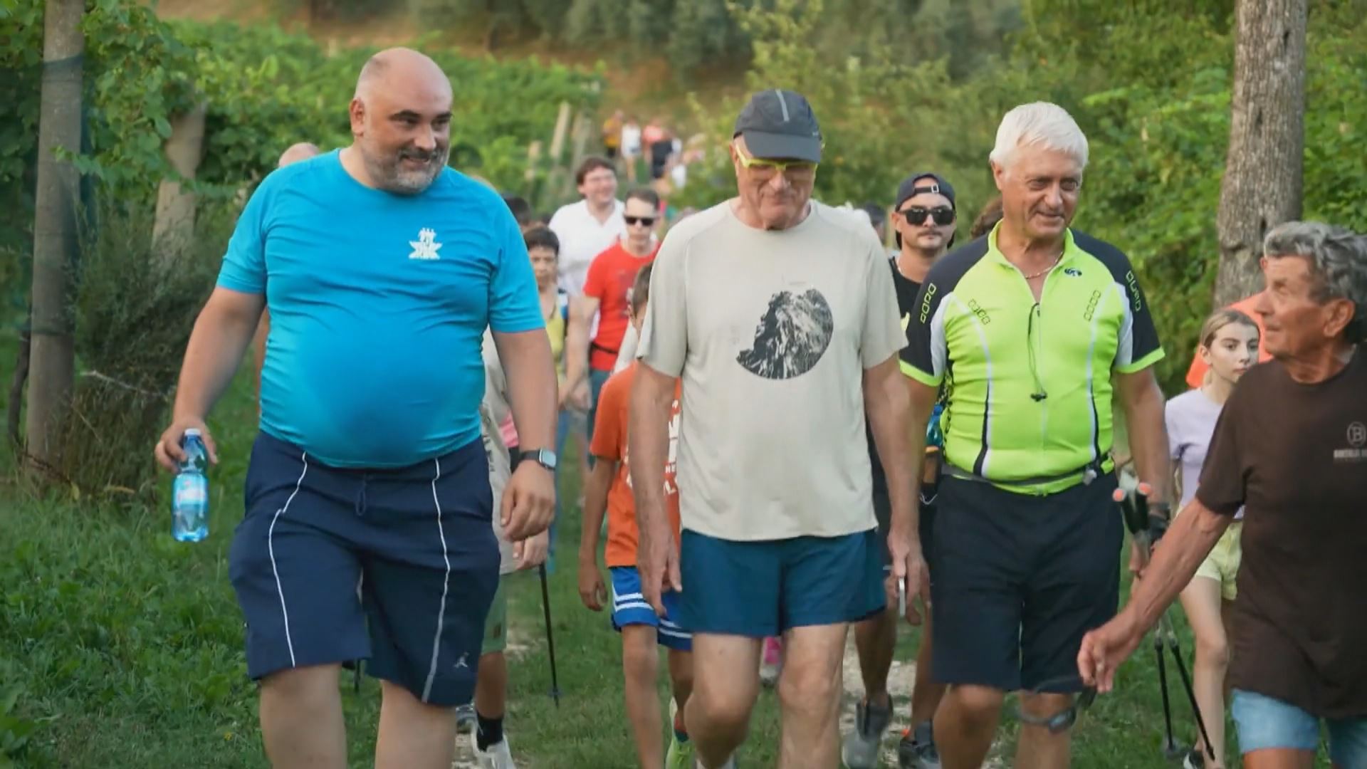 سەرۆکی شارەوانییەکی ئیتاڵیا قەڵەوە و خەڵک هەوڵی کێش دابەزاندنی دەدەن