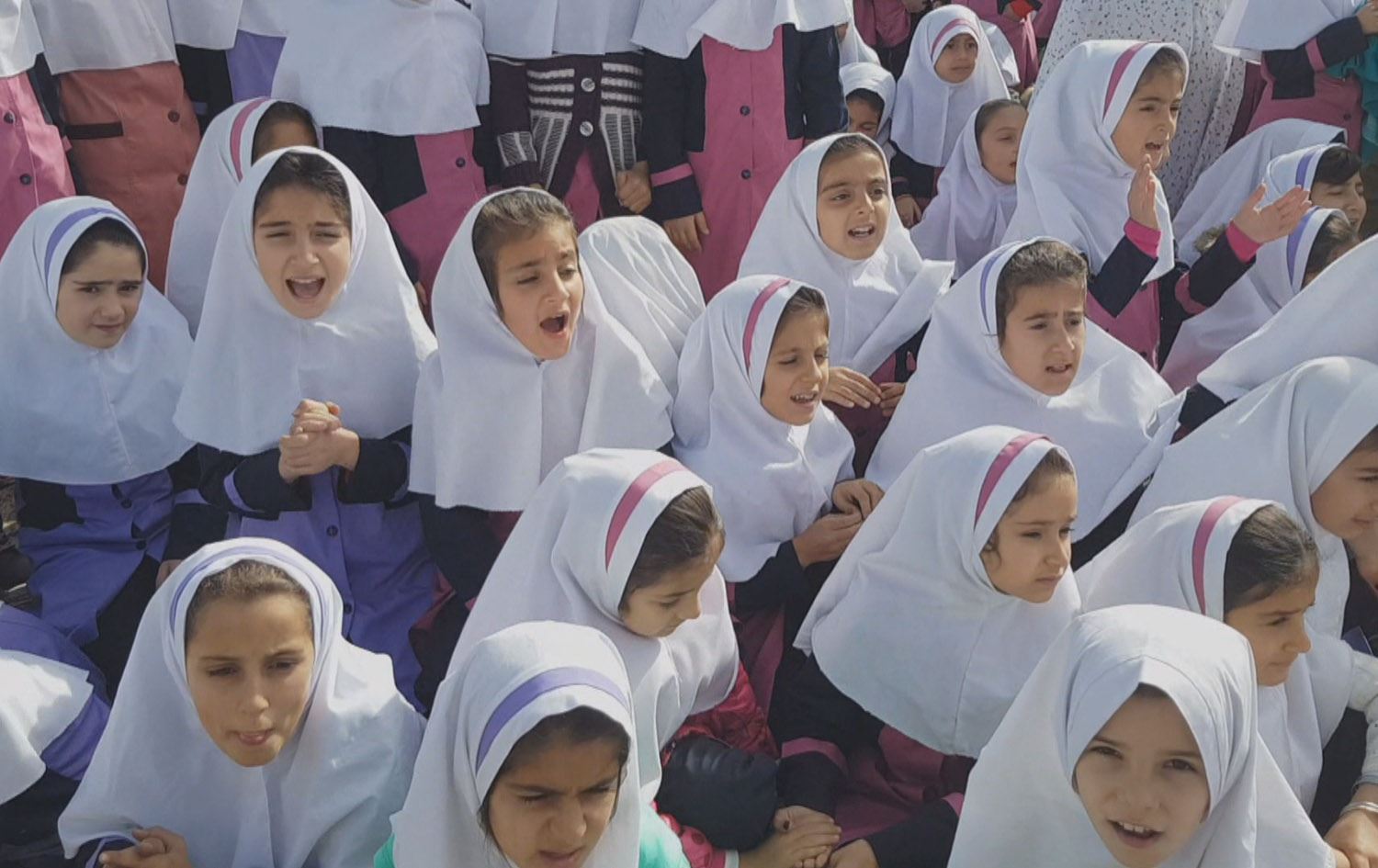 لە کرماشان ئەم ساڵ 30 هەزار منداڵی پۆلی یەک دەست بە خوێندن دەکەن