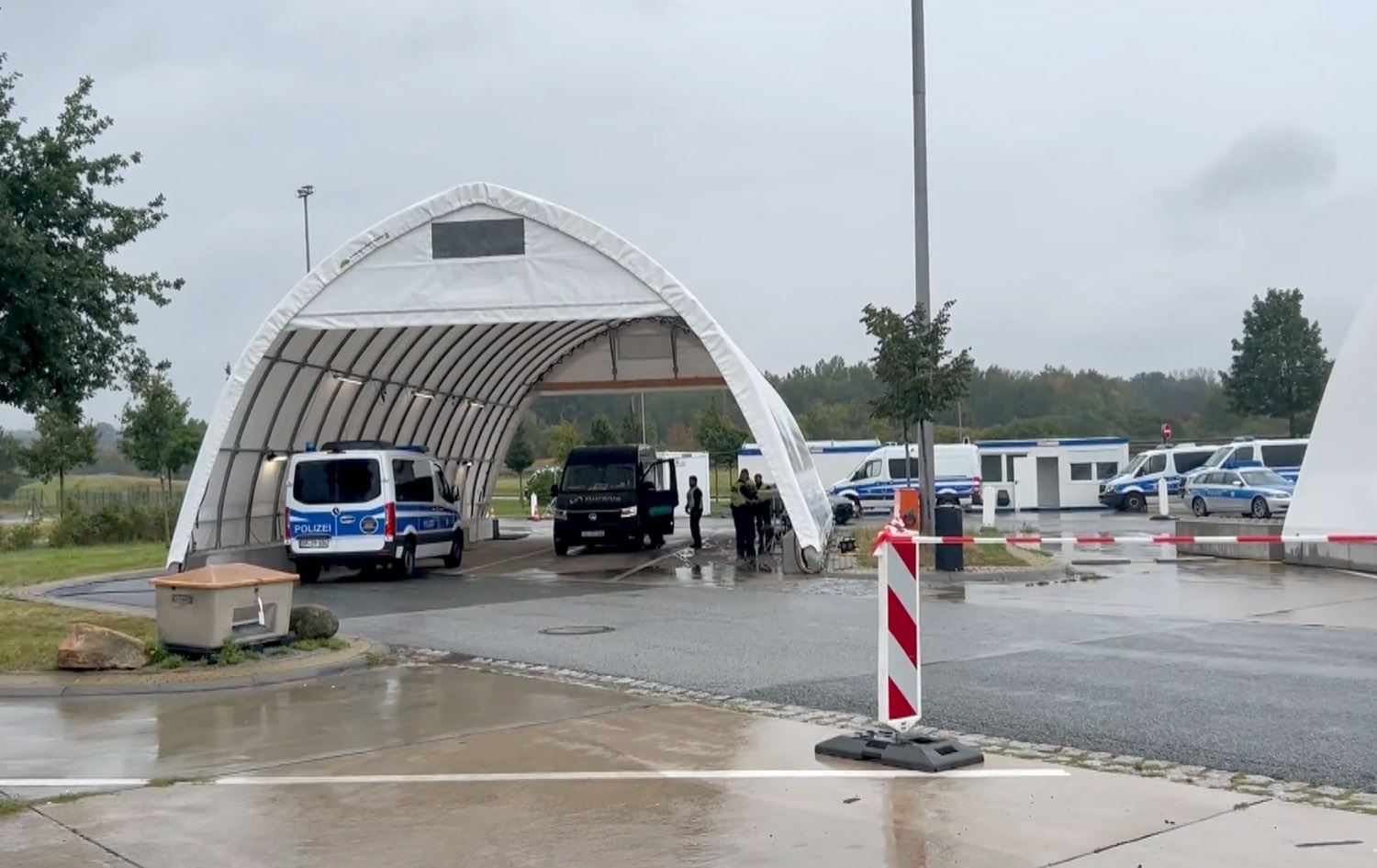 ئەڵمانیا بۆ شەش مانگ سنوورەکانی لەگەڵ 5 وڵات دژی کۆچبەران تووندتر دەکات