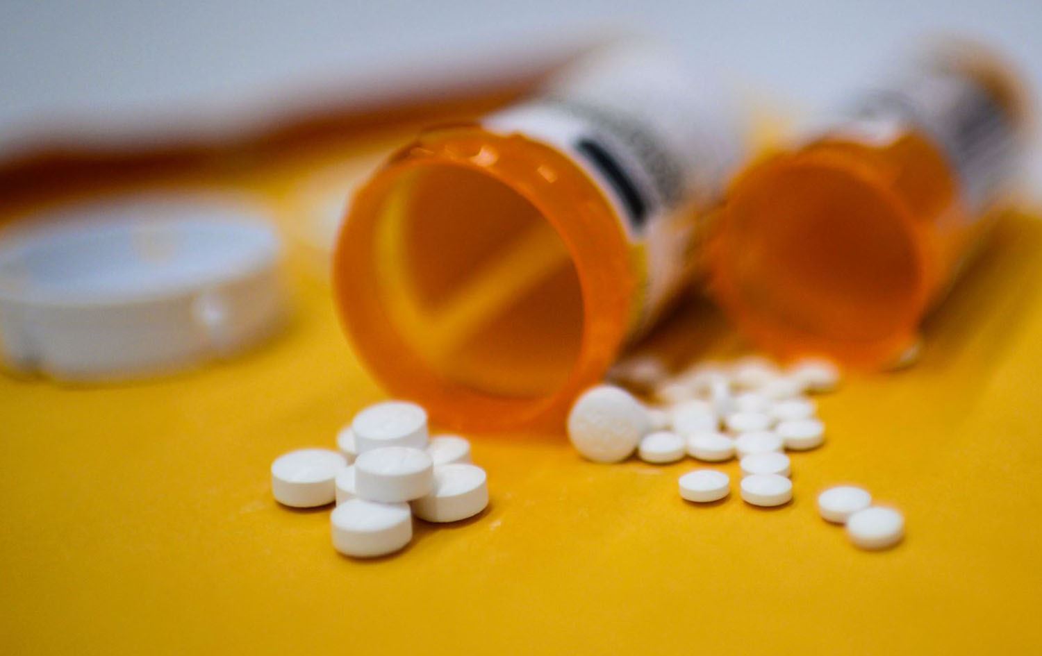 Iraq sentences two to death on drug-related charges