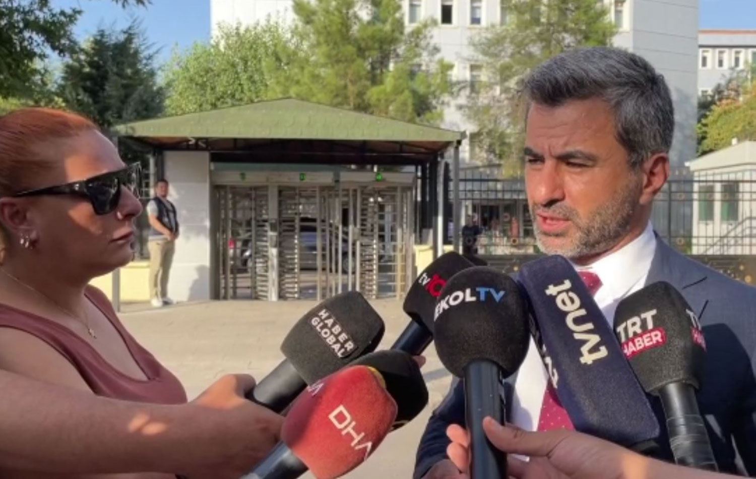 Serokê Baroya Amedê Nahît Eren daxuyanî da / Wêne: AA