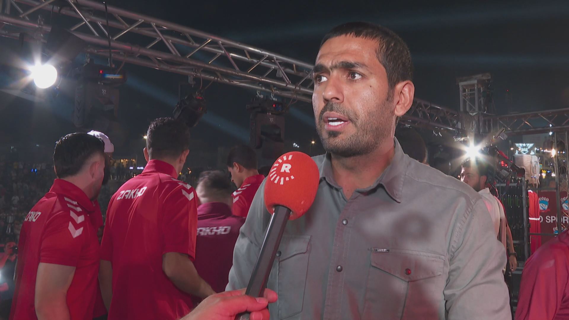 تەڵاڵ بلووشی