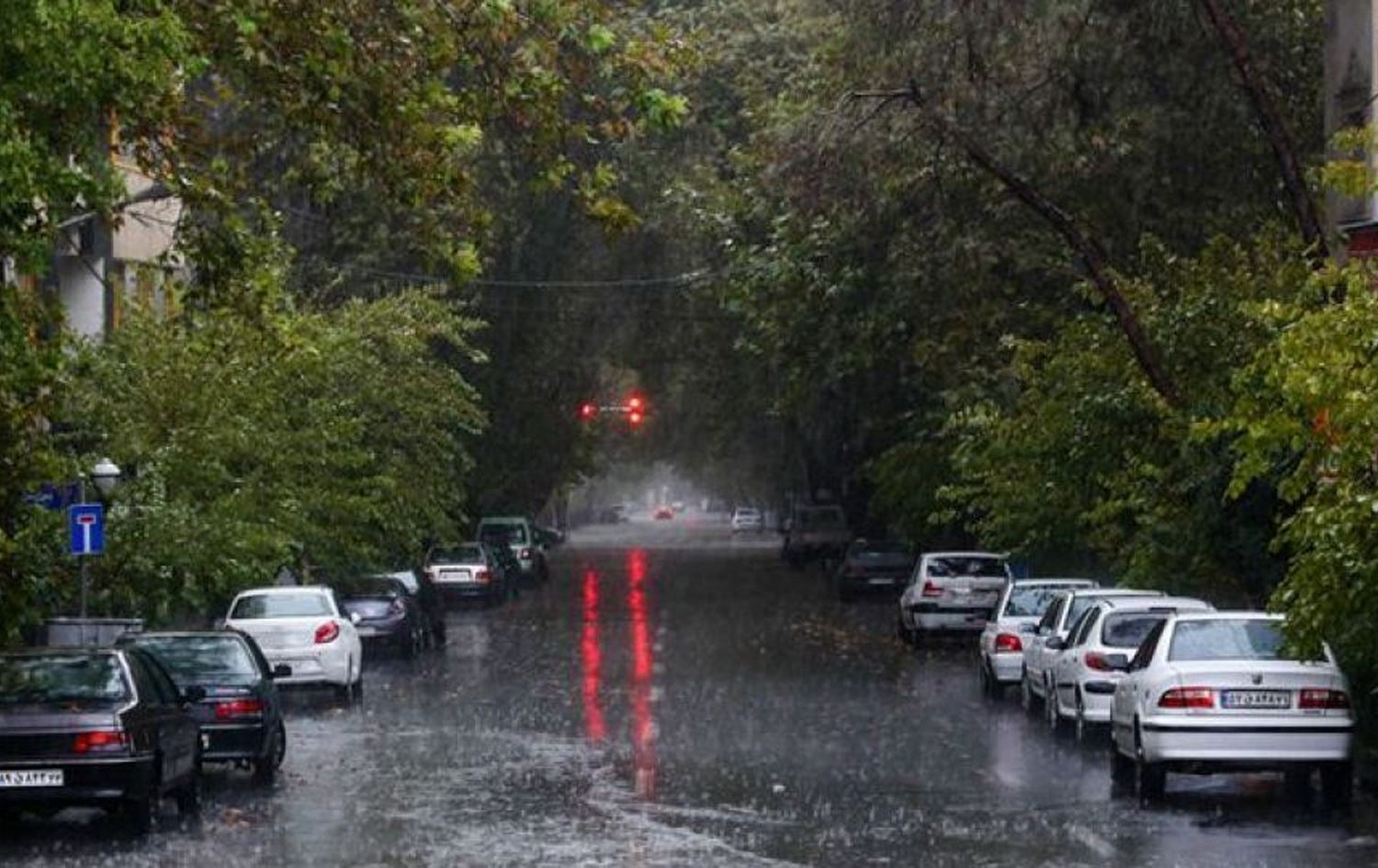 لە زۆربەی ناوچەکانی پارێزگای ورمێ باران دەبارێت