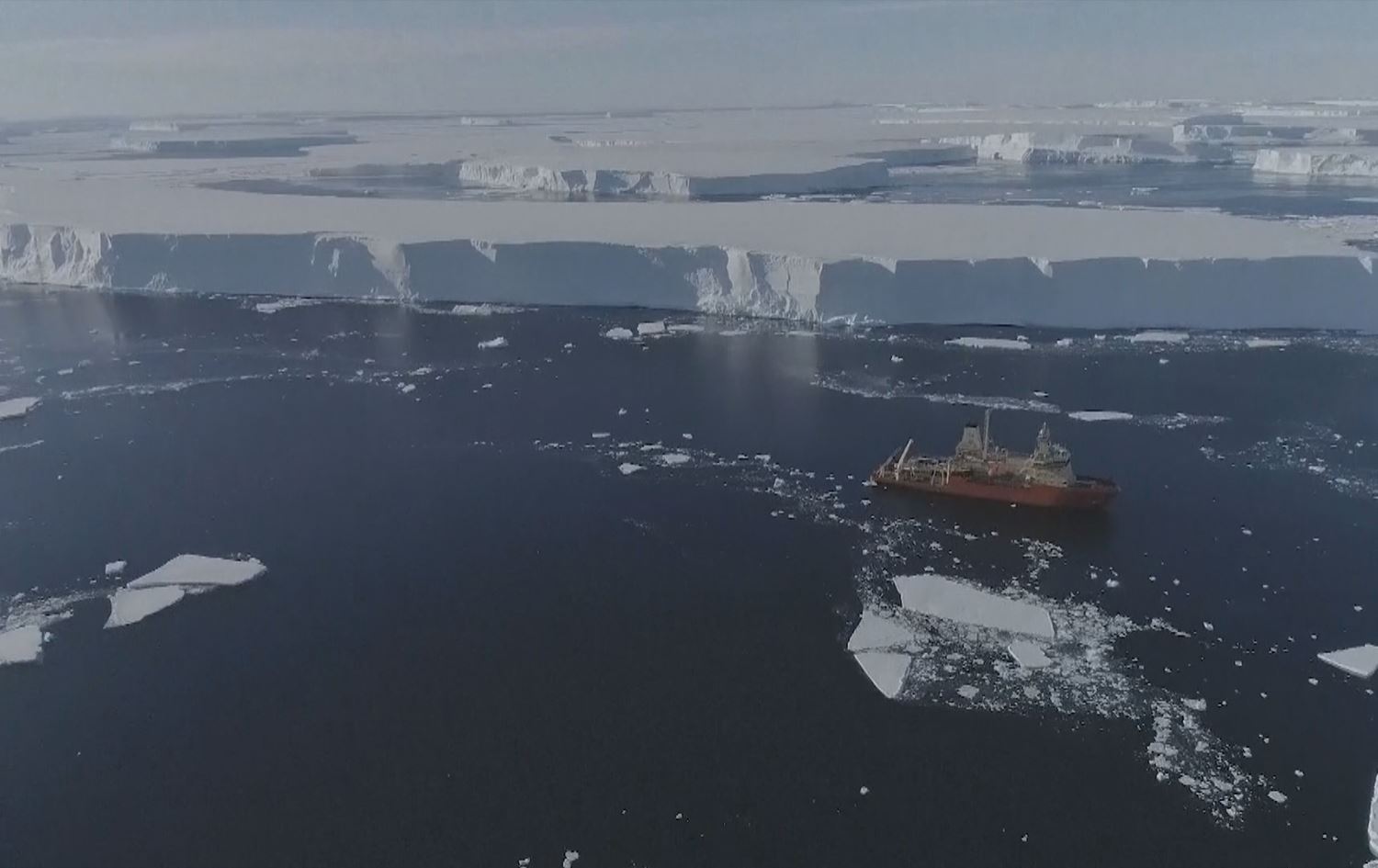 Antartîka/Wêne: Ji ber dîmenan