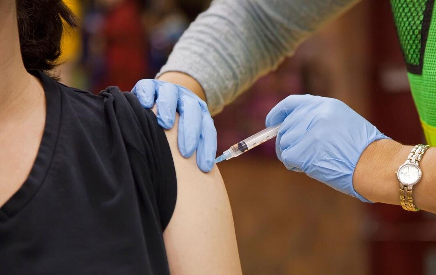 FDA یەکەم ڤاکسینی ئەنفلەوەنزا کە دەشێت لە ماڵەوە بەکاربهێندرێت پەسنددەکات