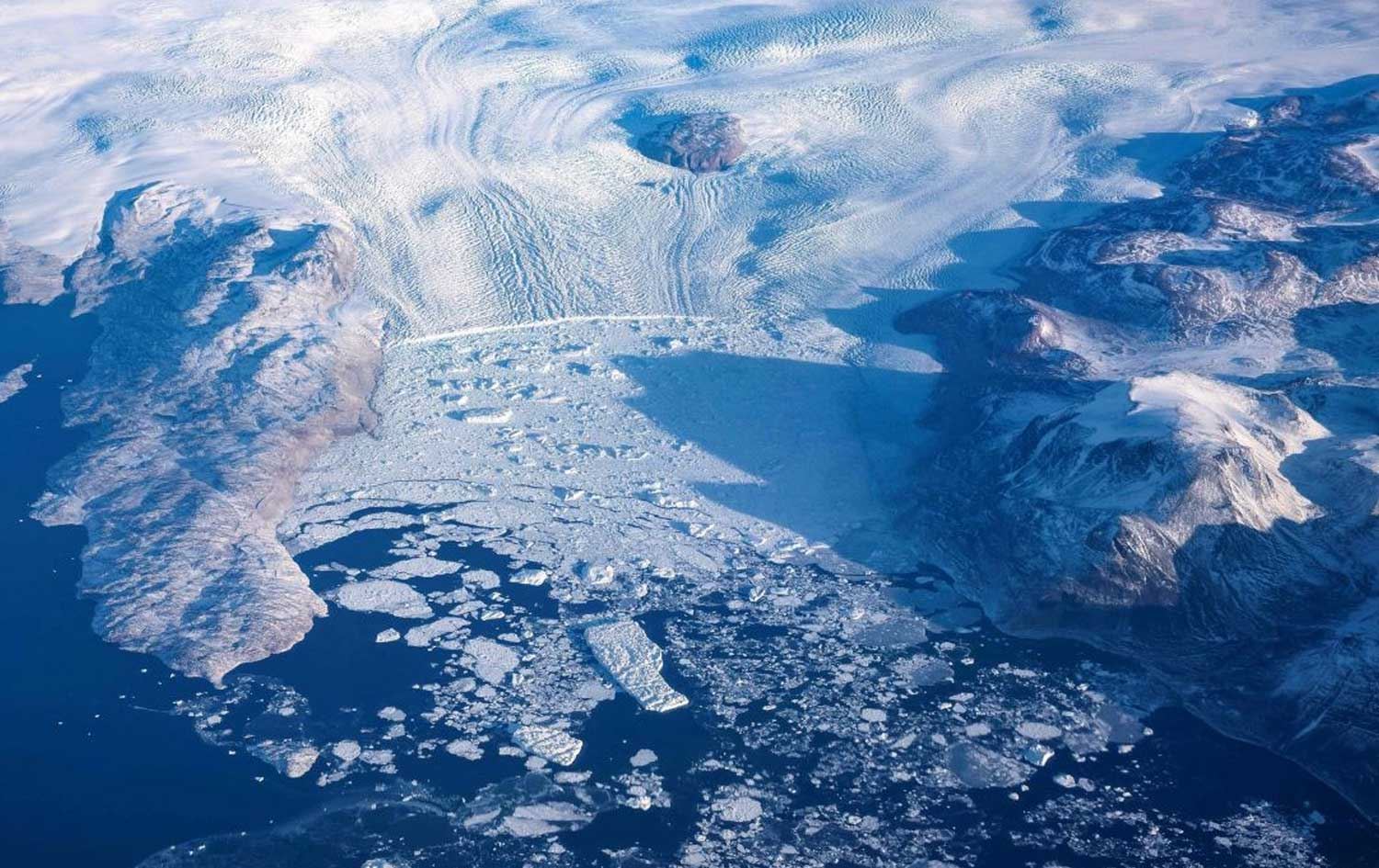 کۆپەرنیکۆس بۆ رووداو: رێکاری پێویست نەگیرێتەبەر 2050 باکووری زەوی بێ بەستەڵەک دەبێت