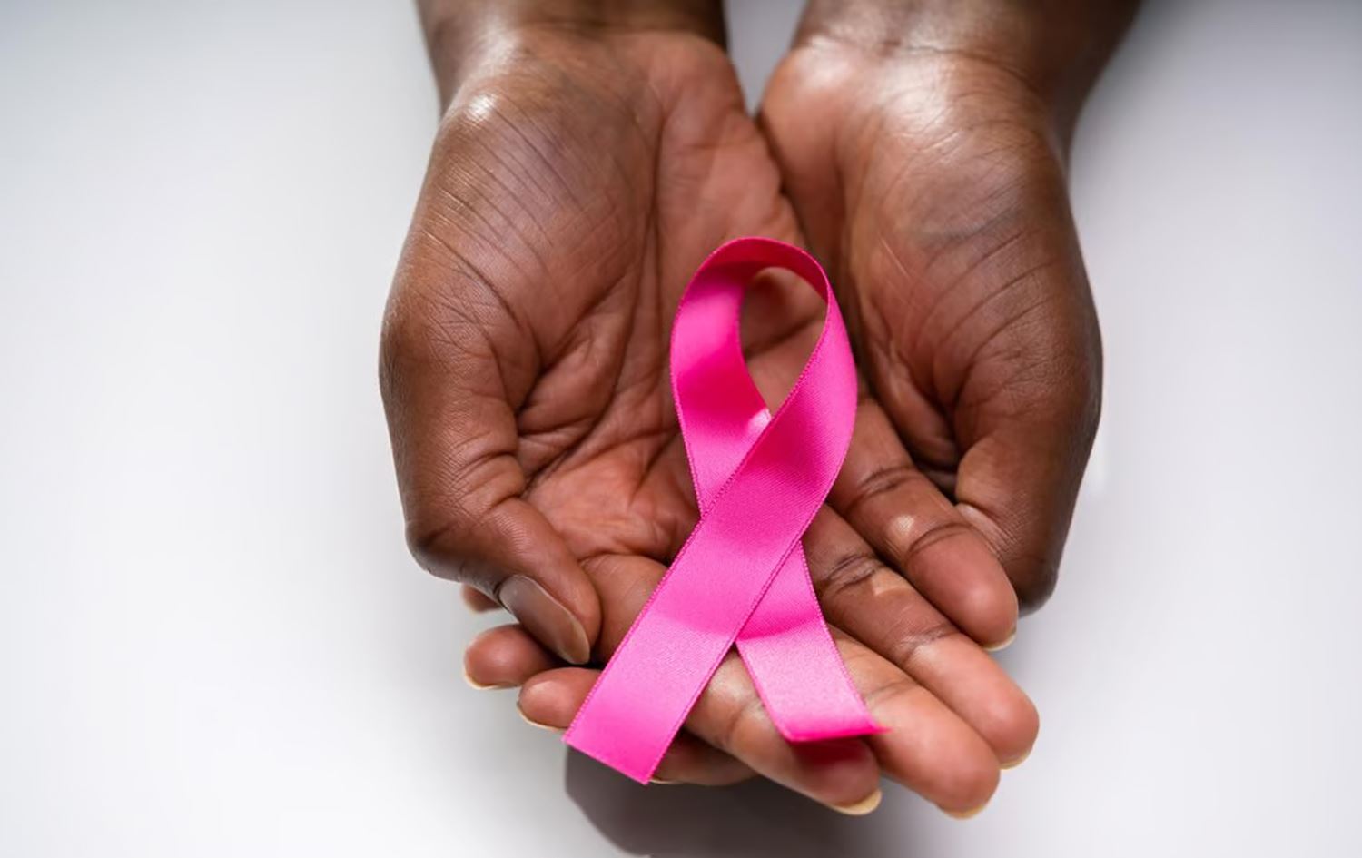 توێژینەوەیەک: رێژەی گیانلەدەستدان بەهۆی شێرپەنجەی مەمک لە کەمبوونەوەیە