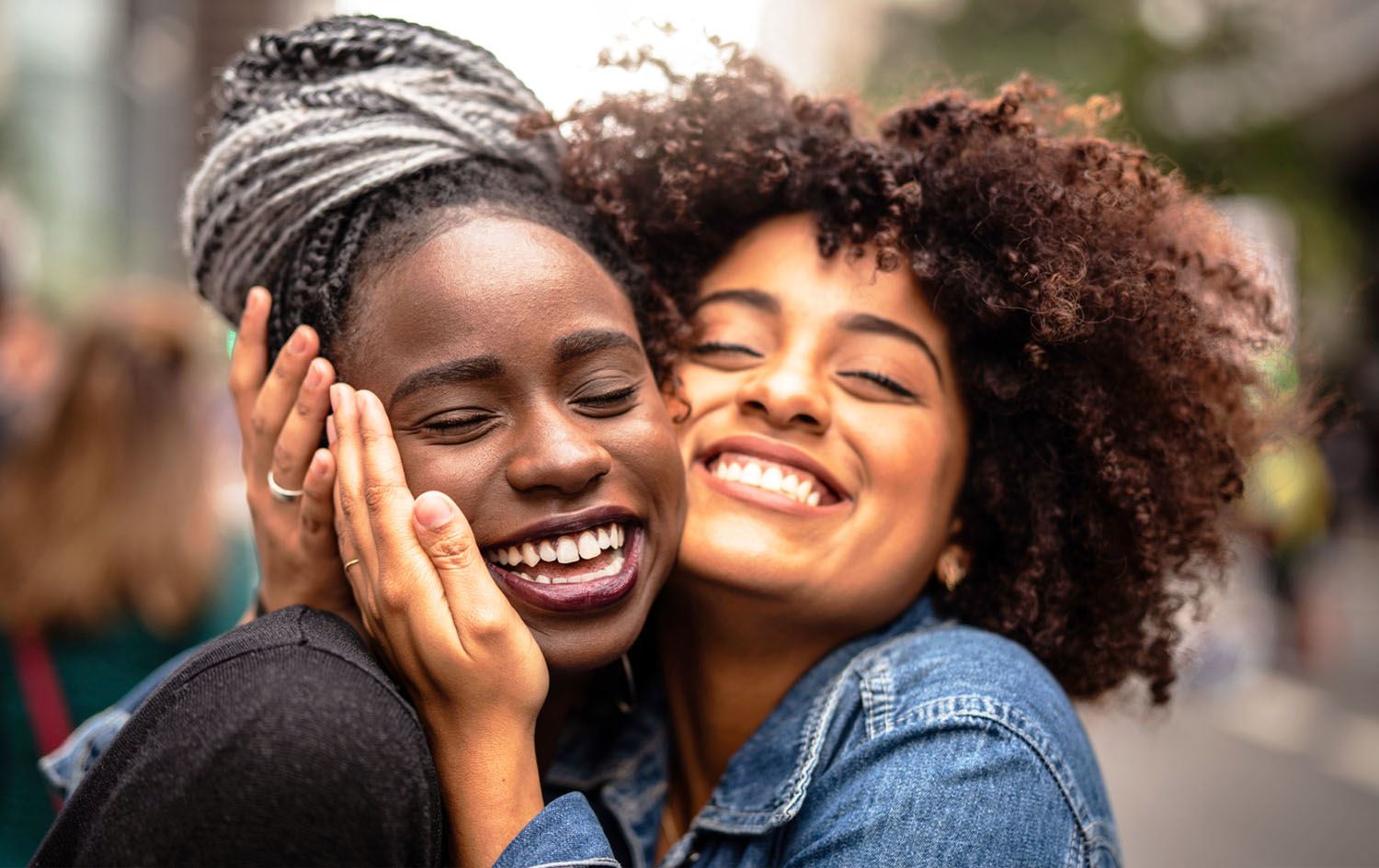 زانکۆی کالیفۆرنیا: هاوڕێیەتی باش دەبێتە هۆی بەختەوەری