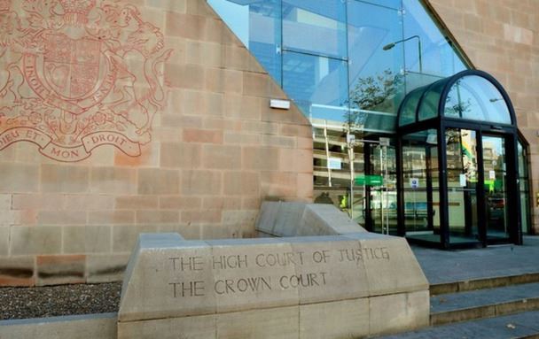 لە بەریتانیا عێراقیەک بە تاوانی پلاندانان بۆ خەتەنەکردنی کچێک بە چوار ساڵ و نیو سزادرا