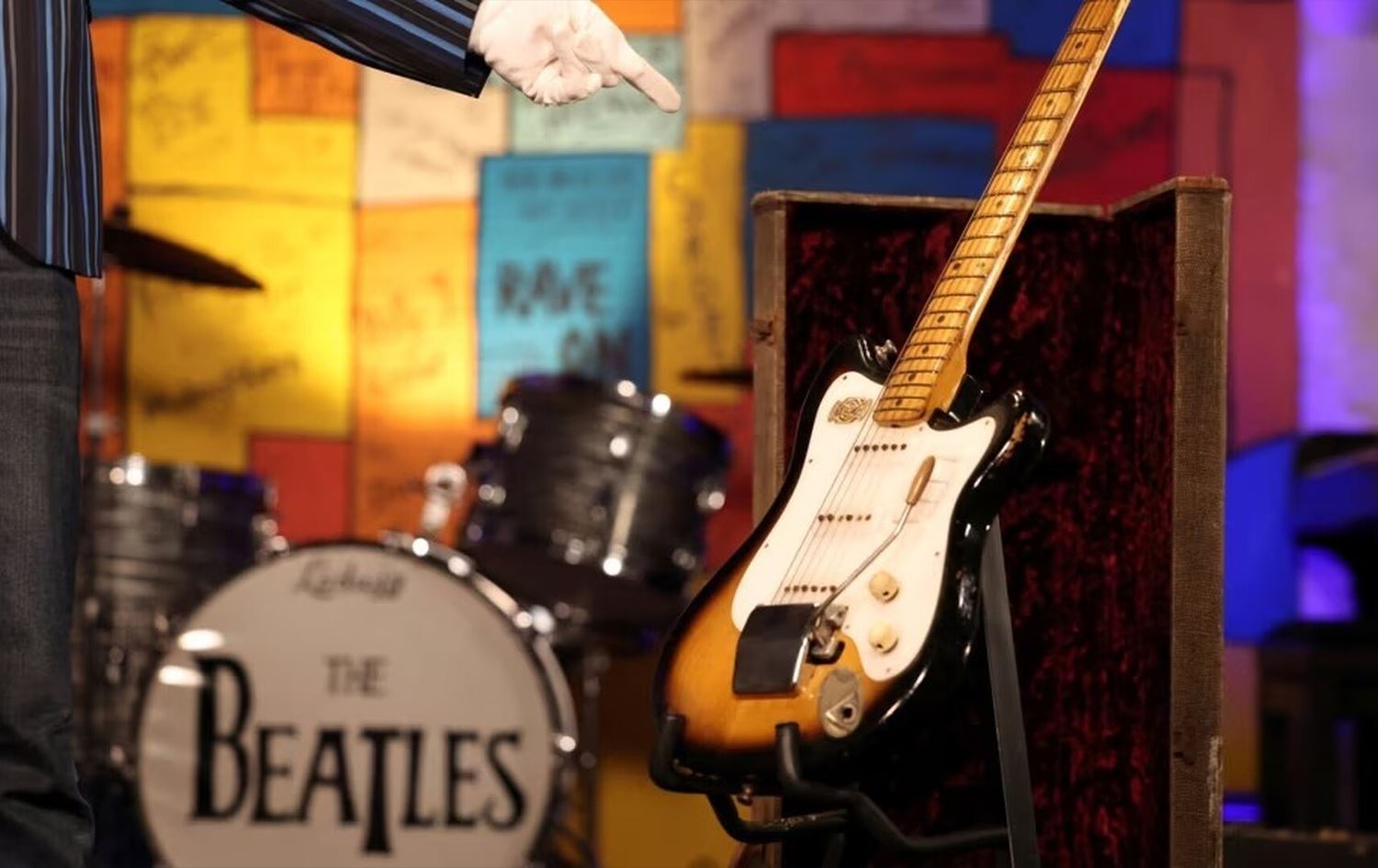 گیتارەکەی جۆرج هاریسن