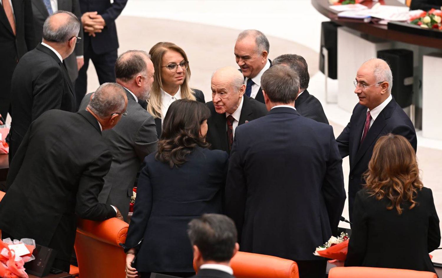 Bahçeli'den DEM Partililer ile tokalaşmaya ilişkin açıklama: İnsani görevimiz