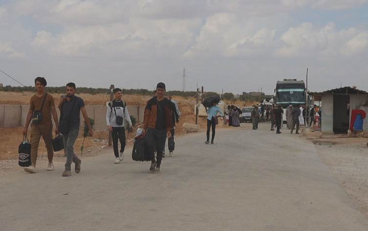 16 bin göçmen Lübnan’dan Rojava’ya göç etti | Rudaw.net