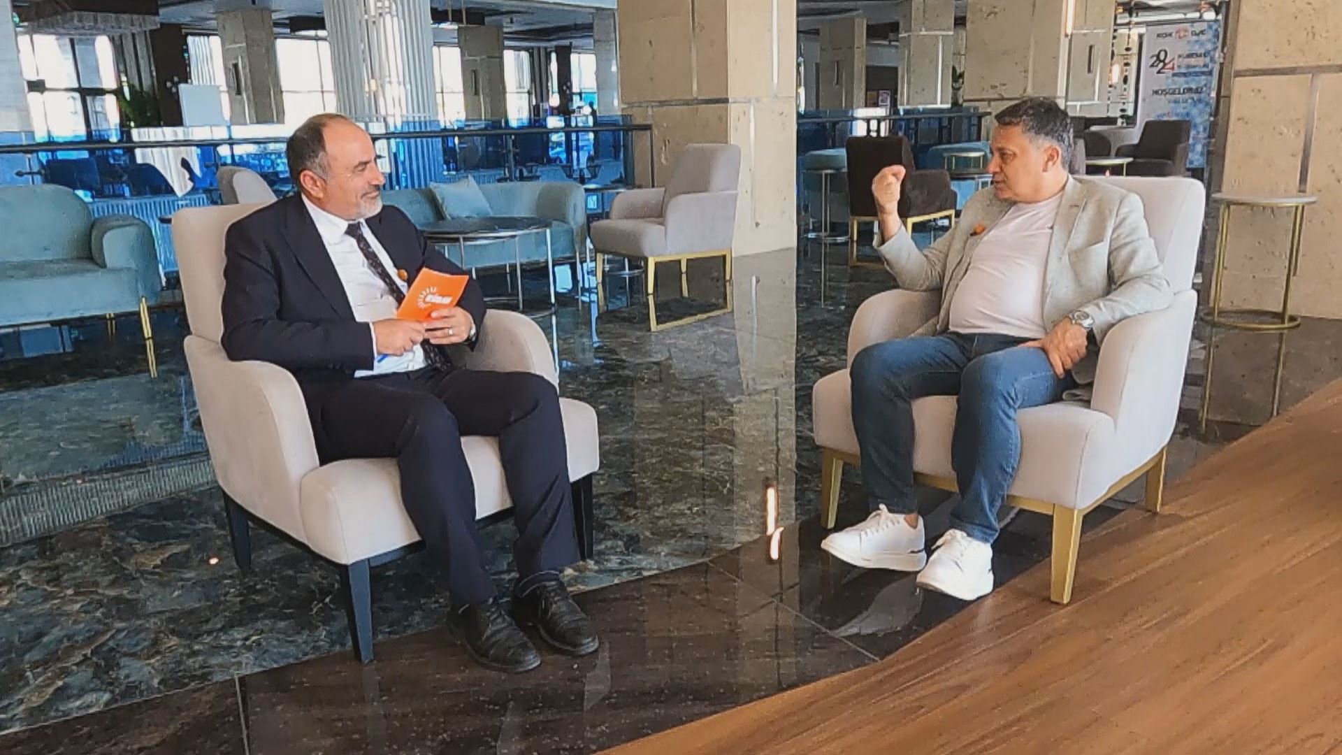 سەرۆکی کۆنسەی گەردوونیی رۆژنامەڤانان: 73٪ـی هەواڵەکانی سۆشیال میدیا درۆن