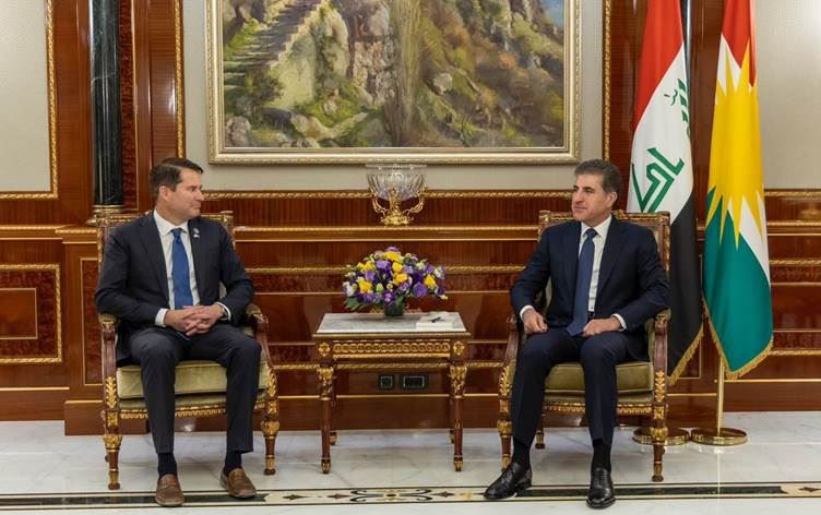  Kürdistan Bölgesi Başkanı Neçirvan Barzani ve ABD Kongre üyesi Seth Moulton