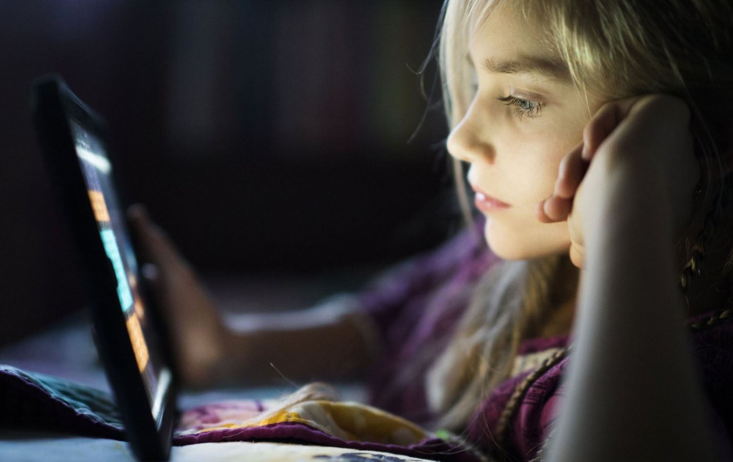 زانکۆی کالیفۆرنیا: زۆر سەیرکردنی شاشە لە منداڵان هۆکارێکی تێکچوونی دەرووندروستییە