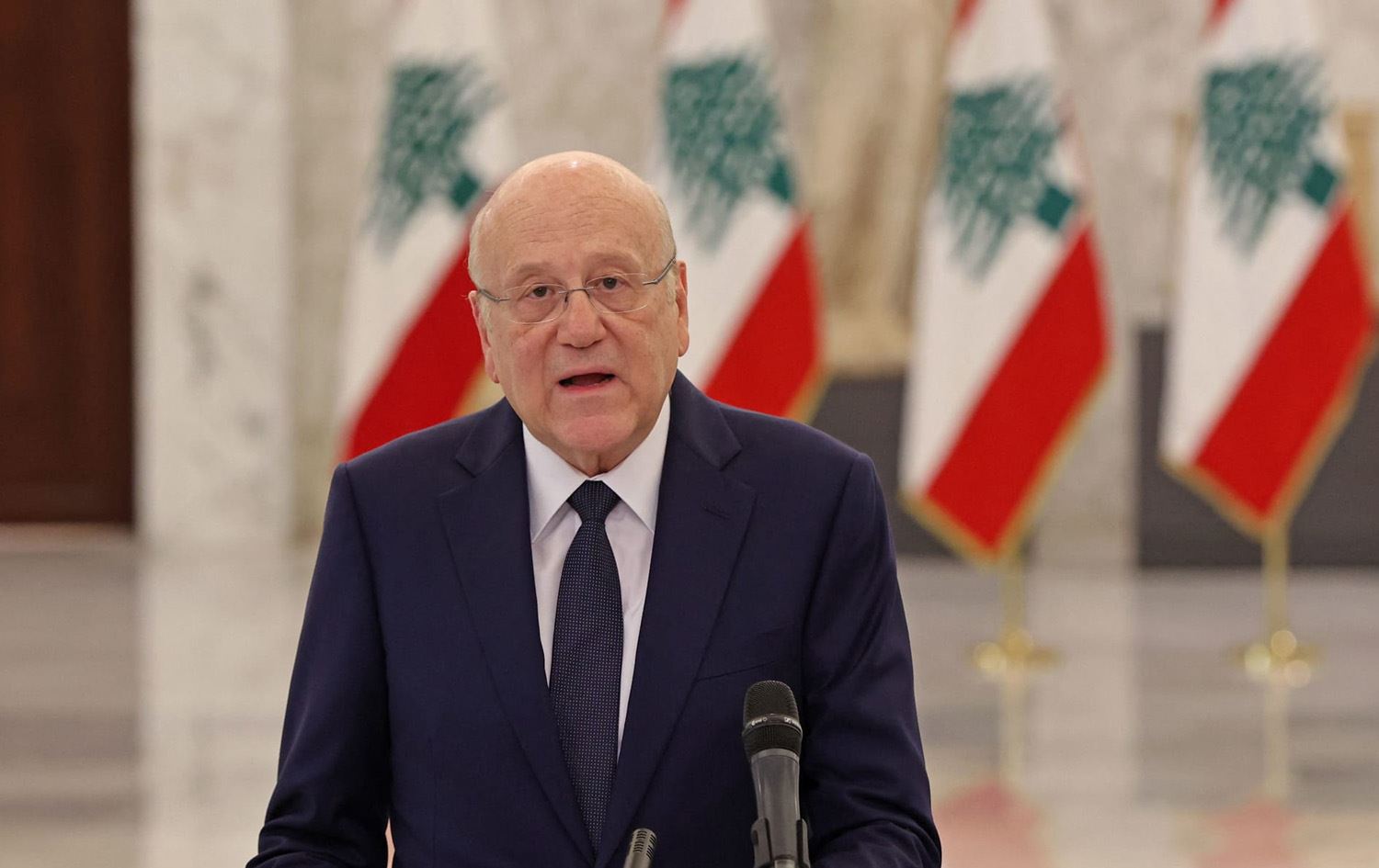 سەرۆکوەزیرانی لوبنان: هەموو کارێک بۆ پاراستنی فڕۆکەخانەی بەیرووت دەکەین