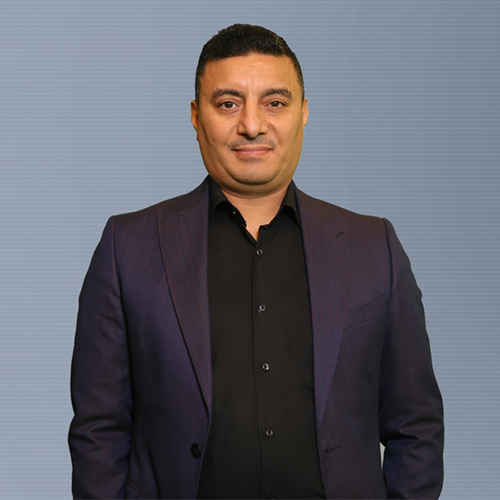 عمر المنصوري