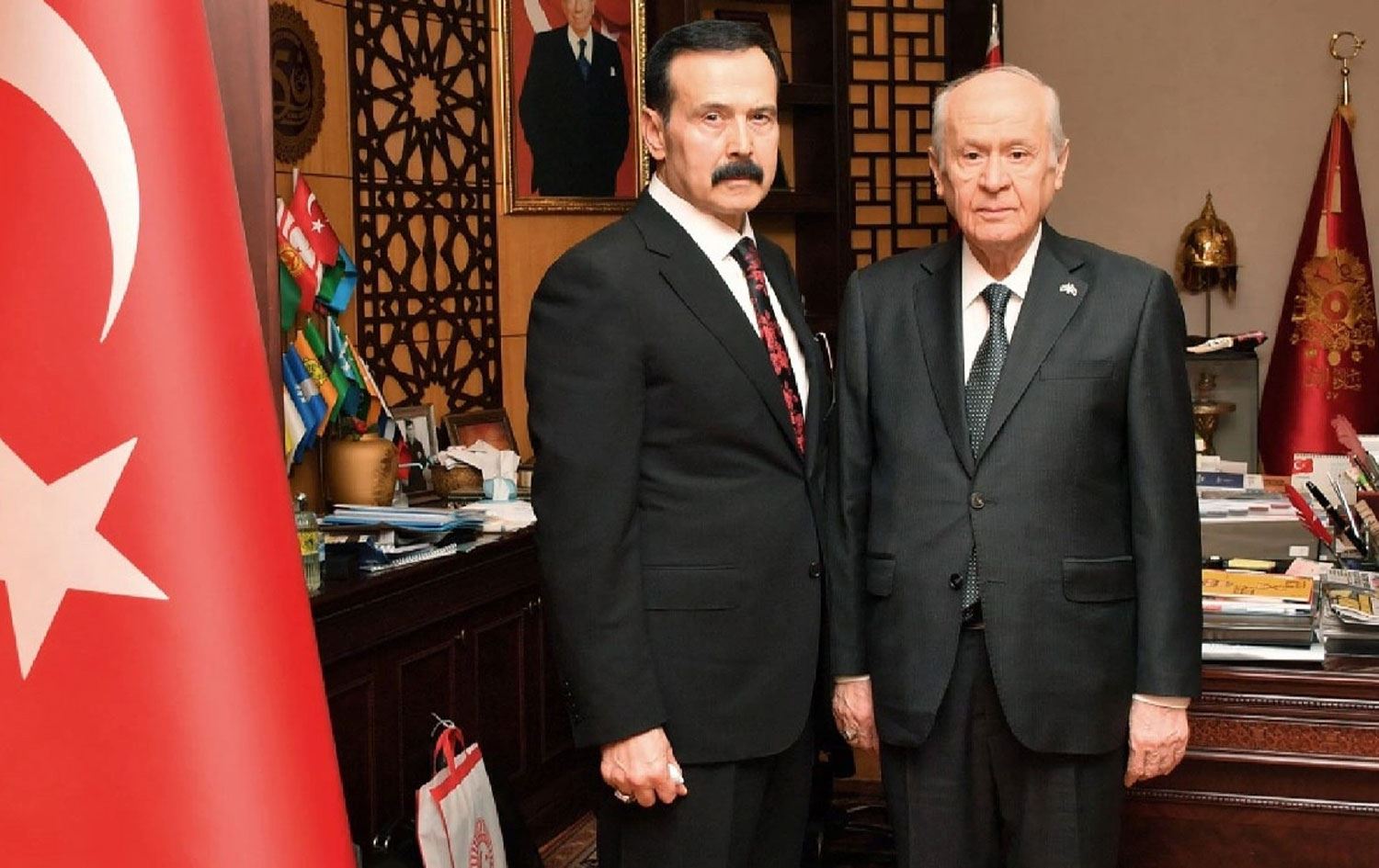 Yılmaz, Bahçeli ile birlikte