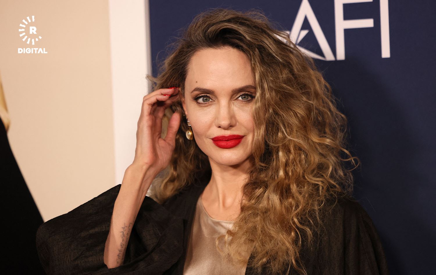 ئەنجلینا جۆلی فیلمە نوێیەکەی لە لۆس ئەنجلس پێشاندا