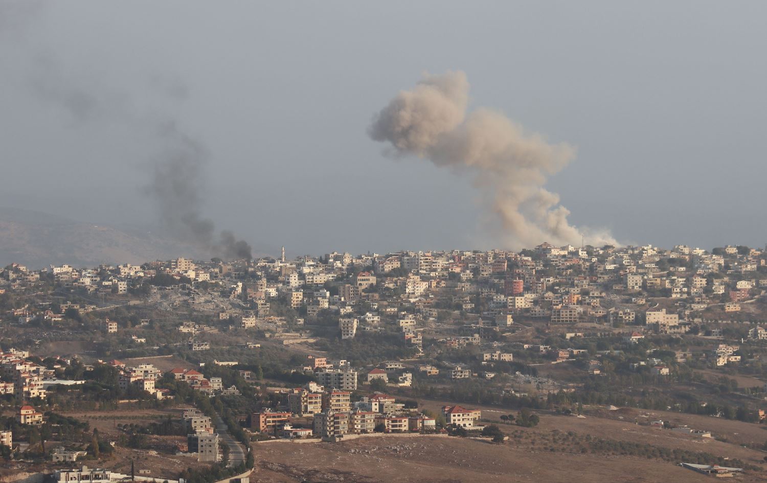Li başûrê Beyrûtê teqîneke mezin çêbû / Wêne: AA