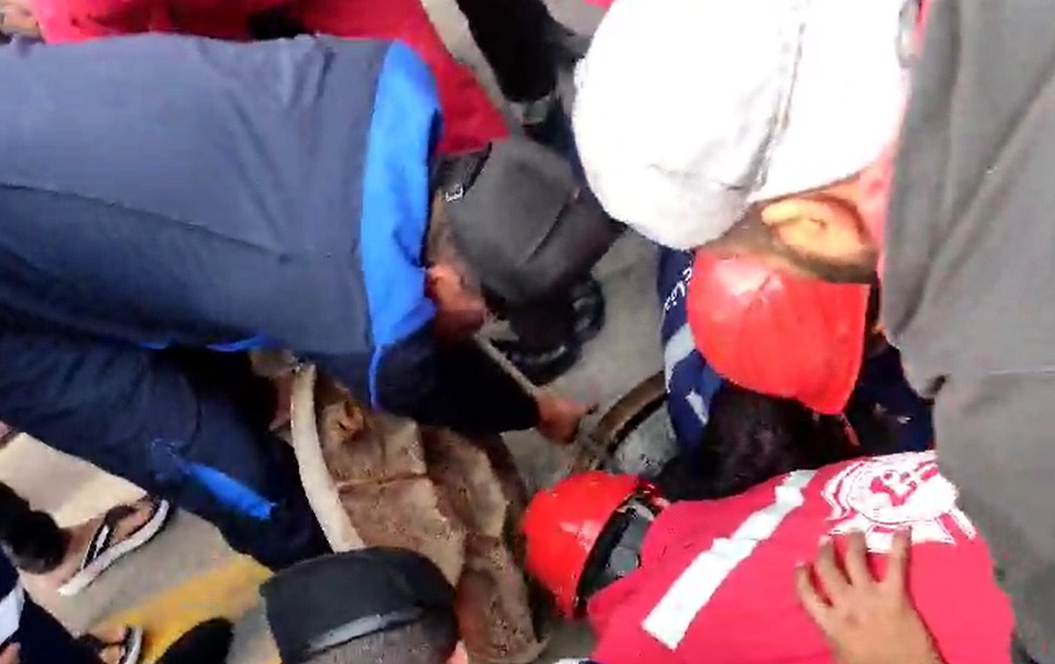 مصرع عاملين في السماوة أثناء صيانة شبكة للصرف الصحي