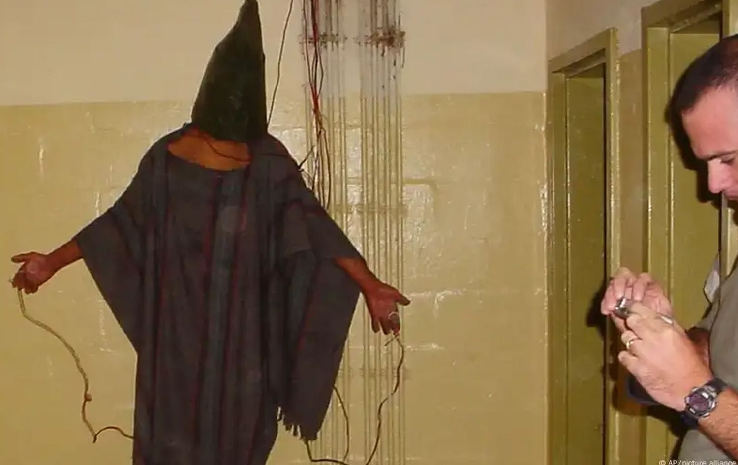 سێ پیاوی عێراقی کە لە ئەبوغرێب ئەشکەنجە درابوون، 42 ملیۆن دۆلاریان پێ دەبەخشرێت