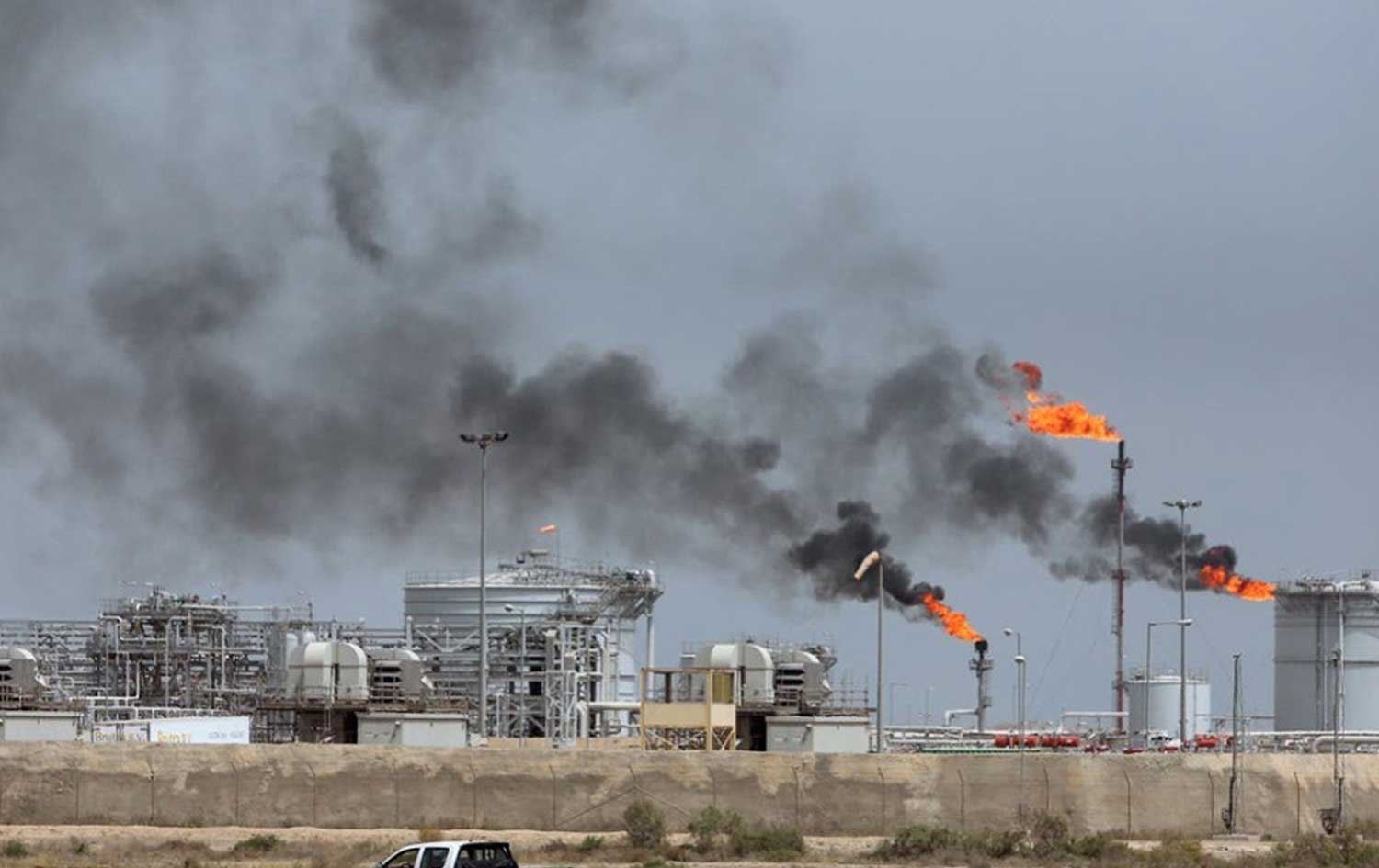 دیمەنێکی پاڵاوگەیەکی نەوت لە بەغدا؛ وێنە: میدیا عێراقییەکان