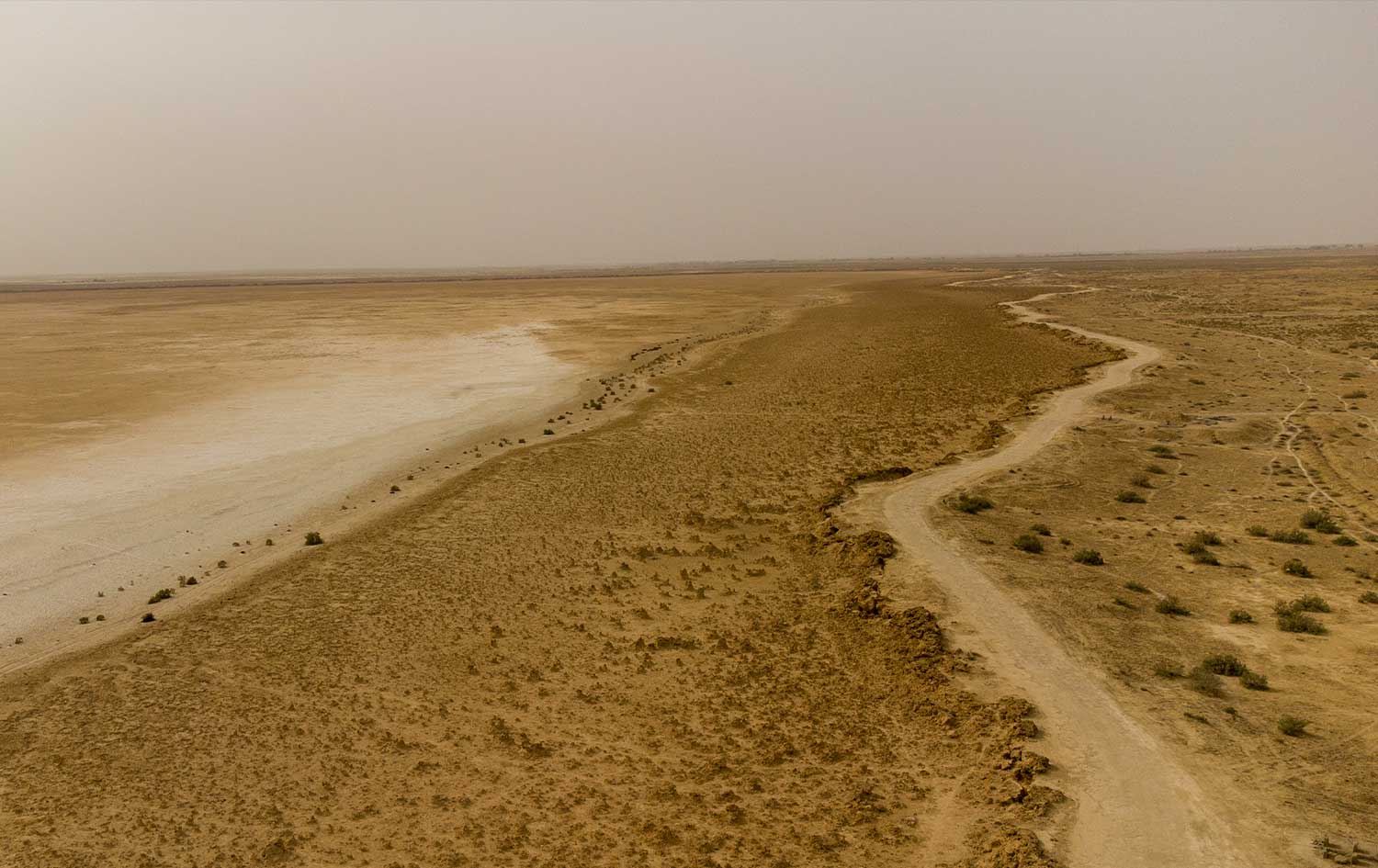 دەریاچەی ساوە کە دەکەوێتە پارێزگای موسەننا؛ وێنە بڵند تاهیر - رووداو
