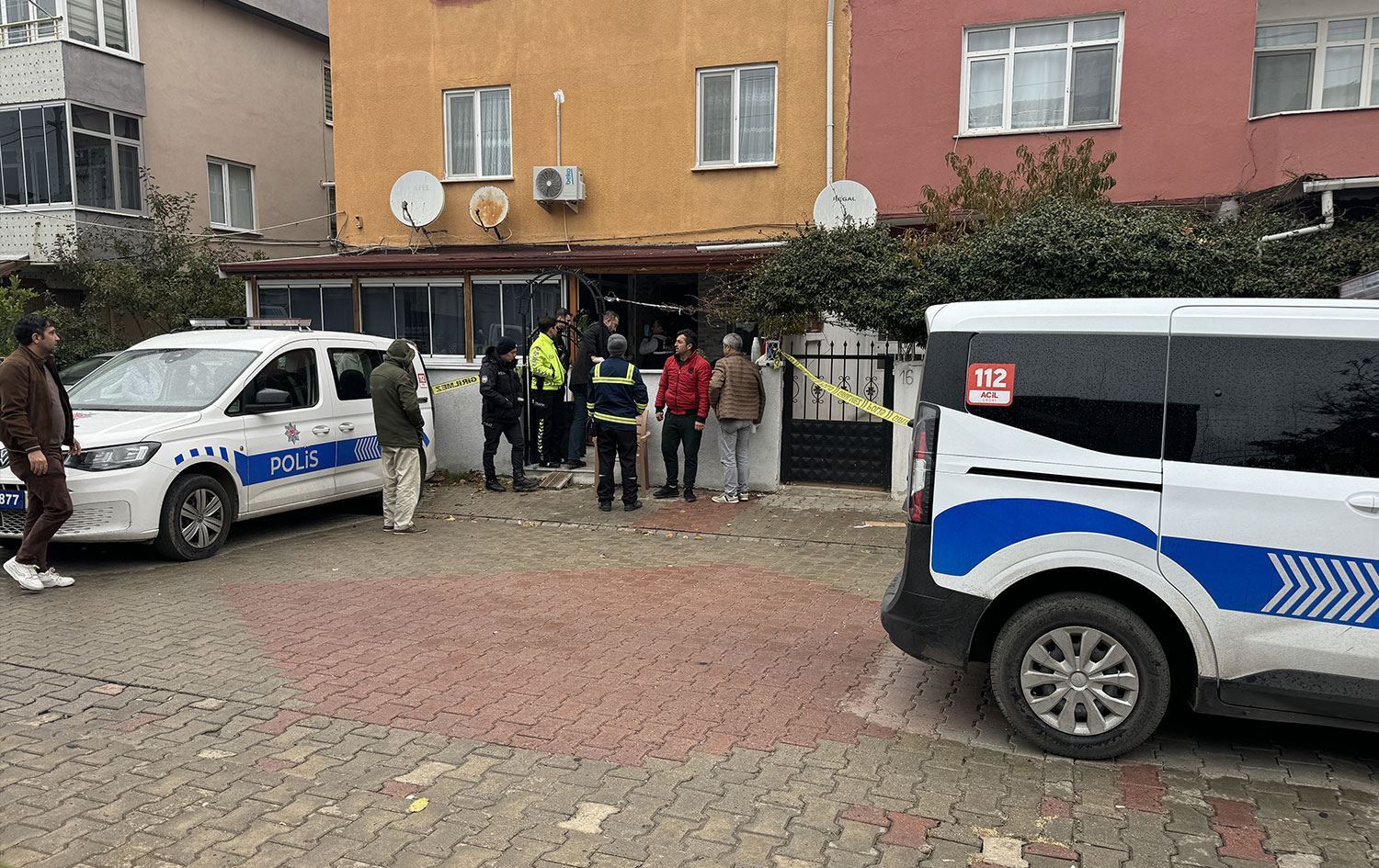 Mala ku her du keçik tê de hatin kuştin/Wêne: AA