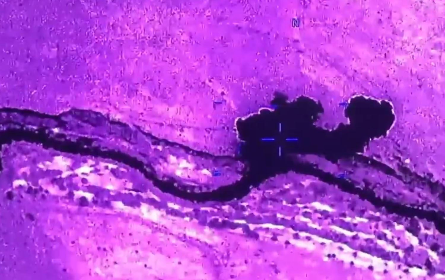 Saldırı anını gösteren videodan ekran alıntısı. / Kaynak: Irak ordusu sosyal medya hesabı