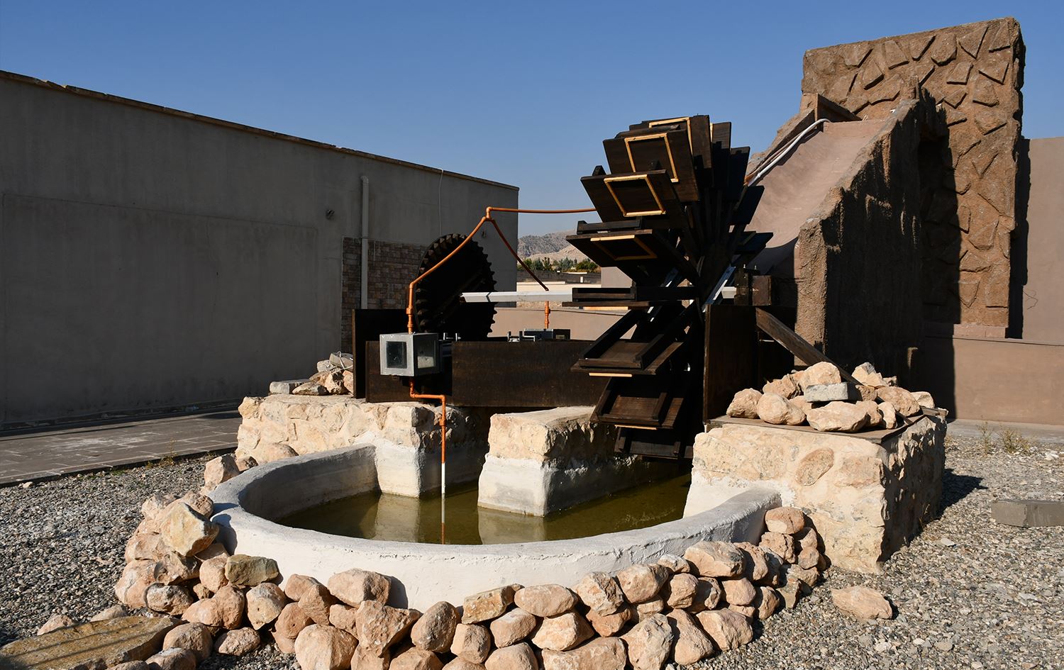 Yek ji wan robotên El Cizîrî \ Wêne: AA