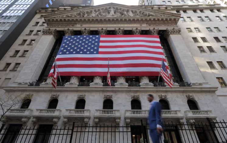 پیاوێکی ئەمریکی بە گومانی پلاندانان بۆ تەقاندنەوەی بۆرسەی نیویۆرک دەستگیرکرا