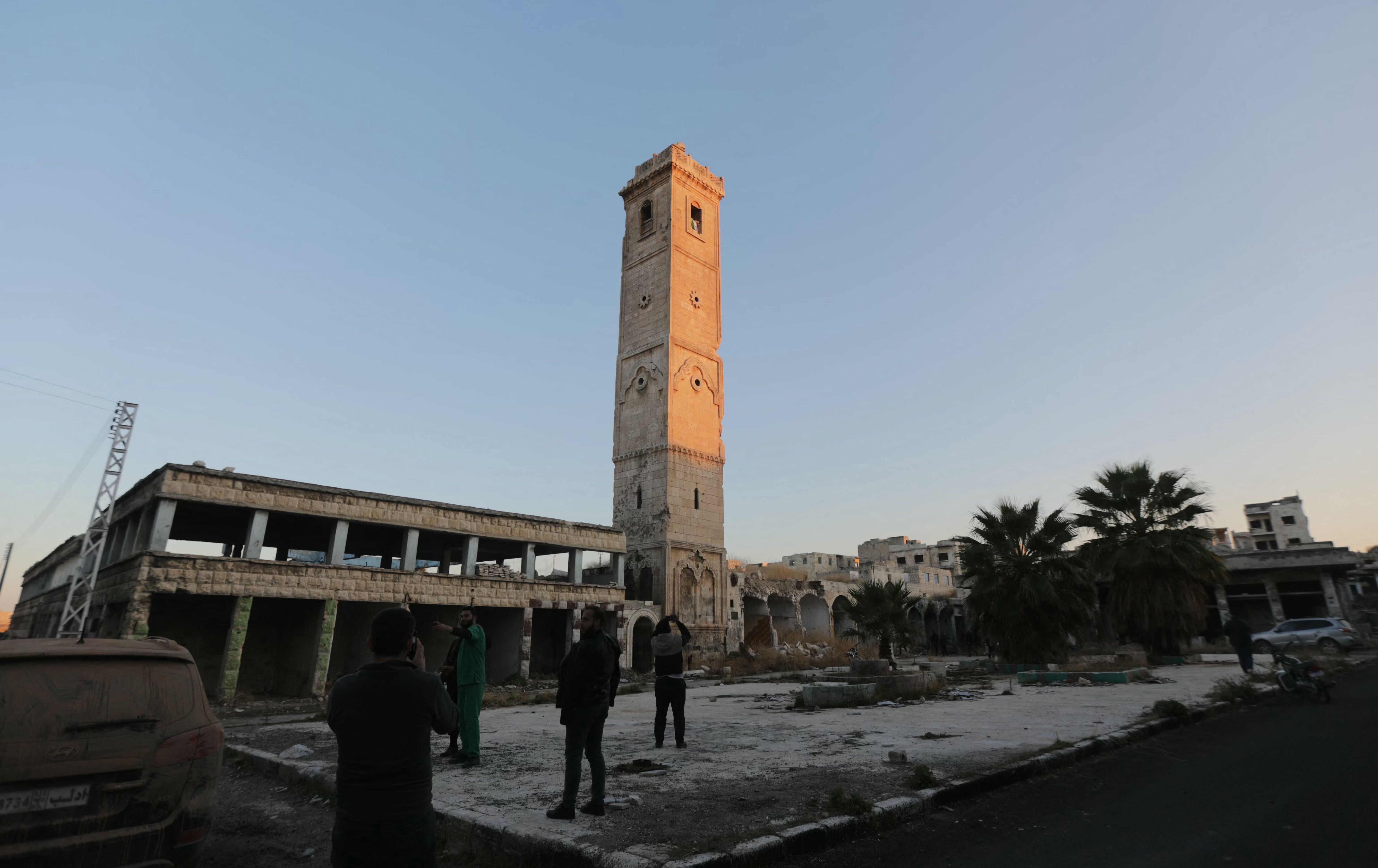 سەرچاوە خۆجێییەکانی سووریا: سەربازانی سوپای رووسیا لە حەما کشانەوە