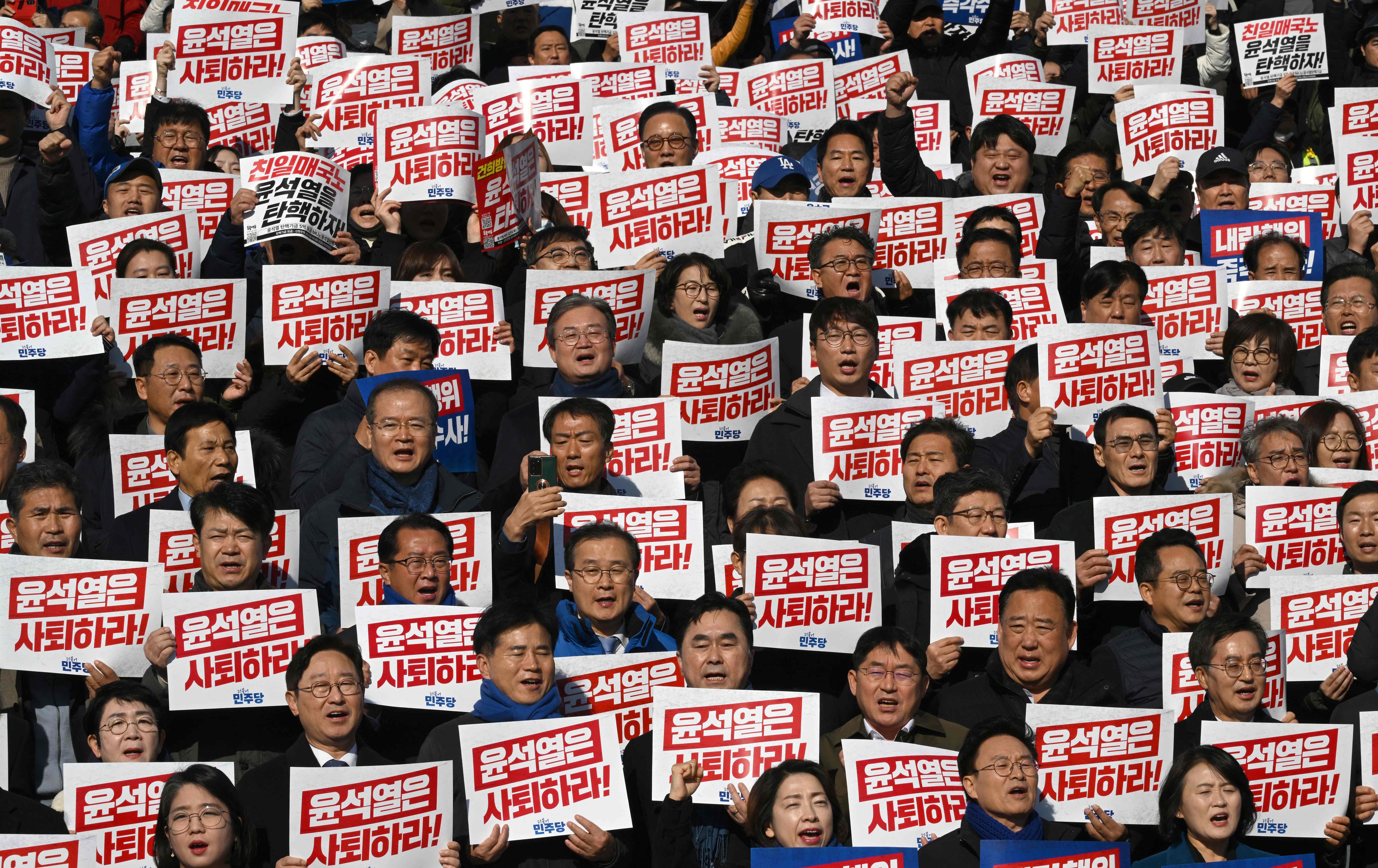 ئۆپۆزیسیۆنی کۆریای باشوور دەیەوێت متمانە لە سەرۆکی وڵات وەربگرێتەوە