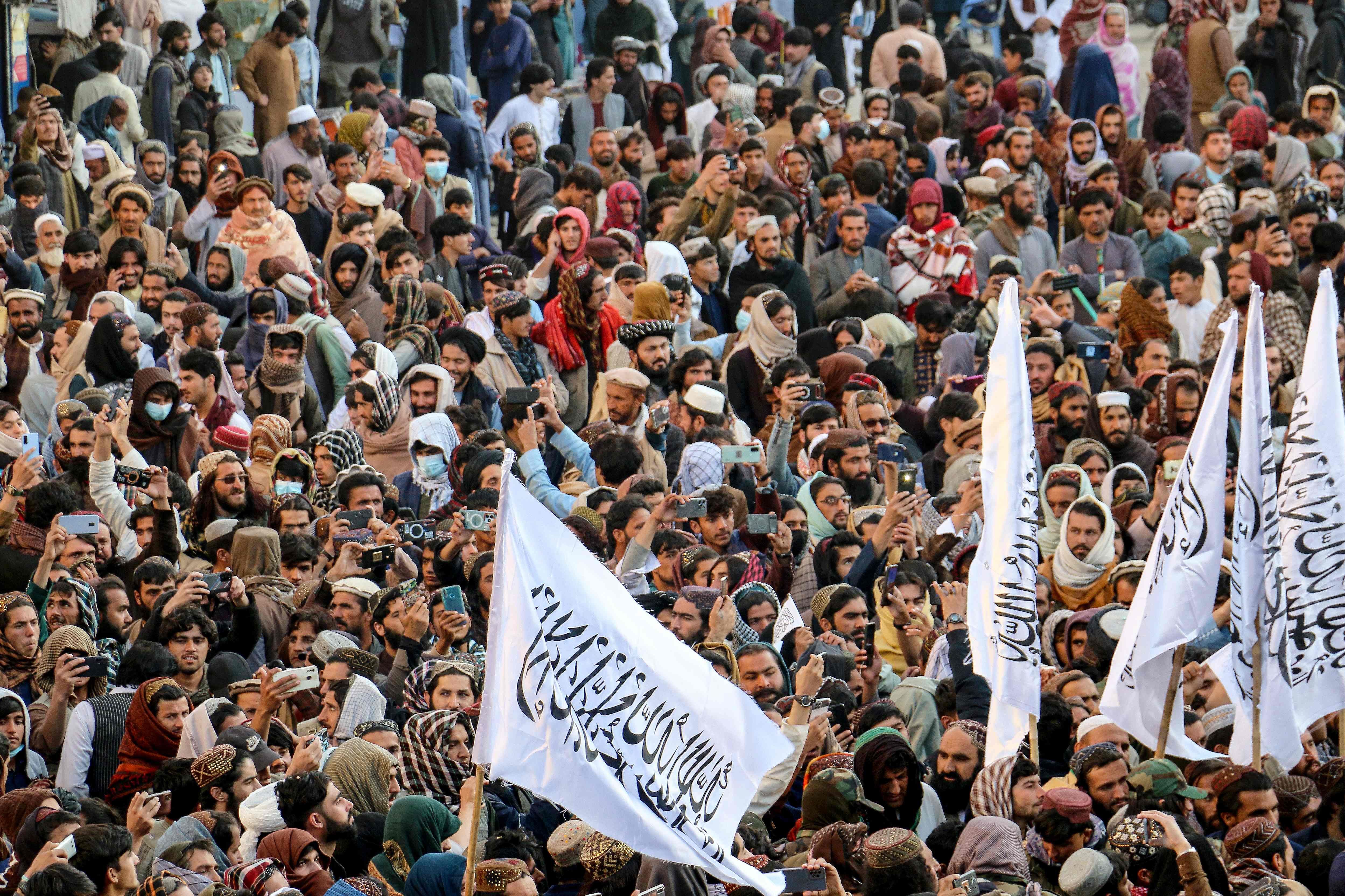 سەرۆکی کۆمیسیۆنی ئەورووپا: یارمەتیدەر دەبین لە بنیاتنانەوەی سووریا