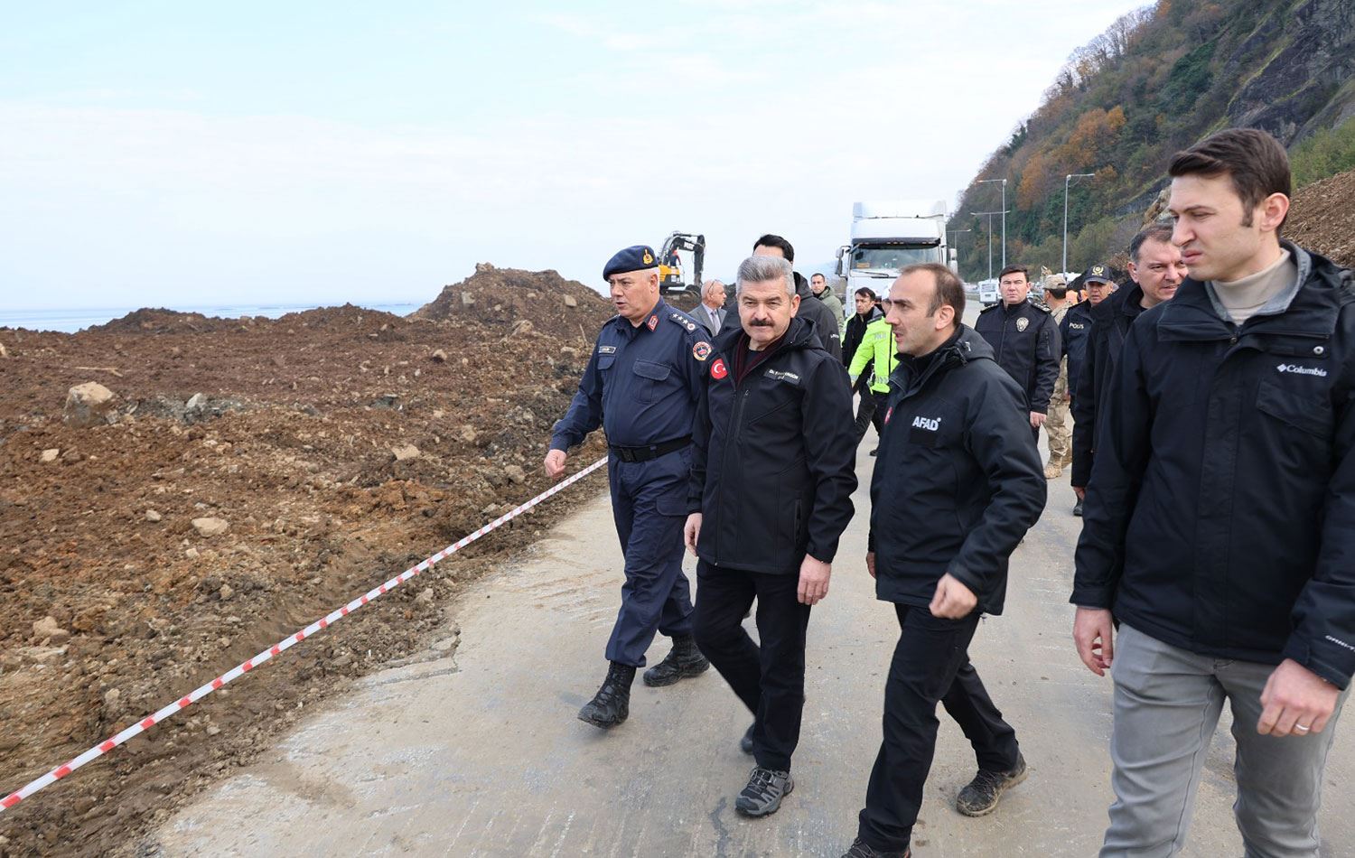 Artvin'in Arhavi ilçesinde heyelan meydana geldi. / Foto: AA