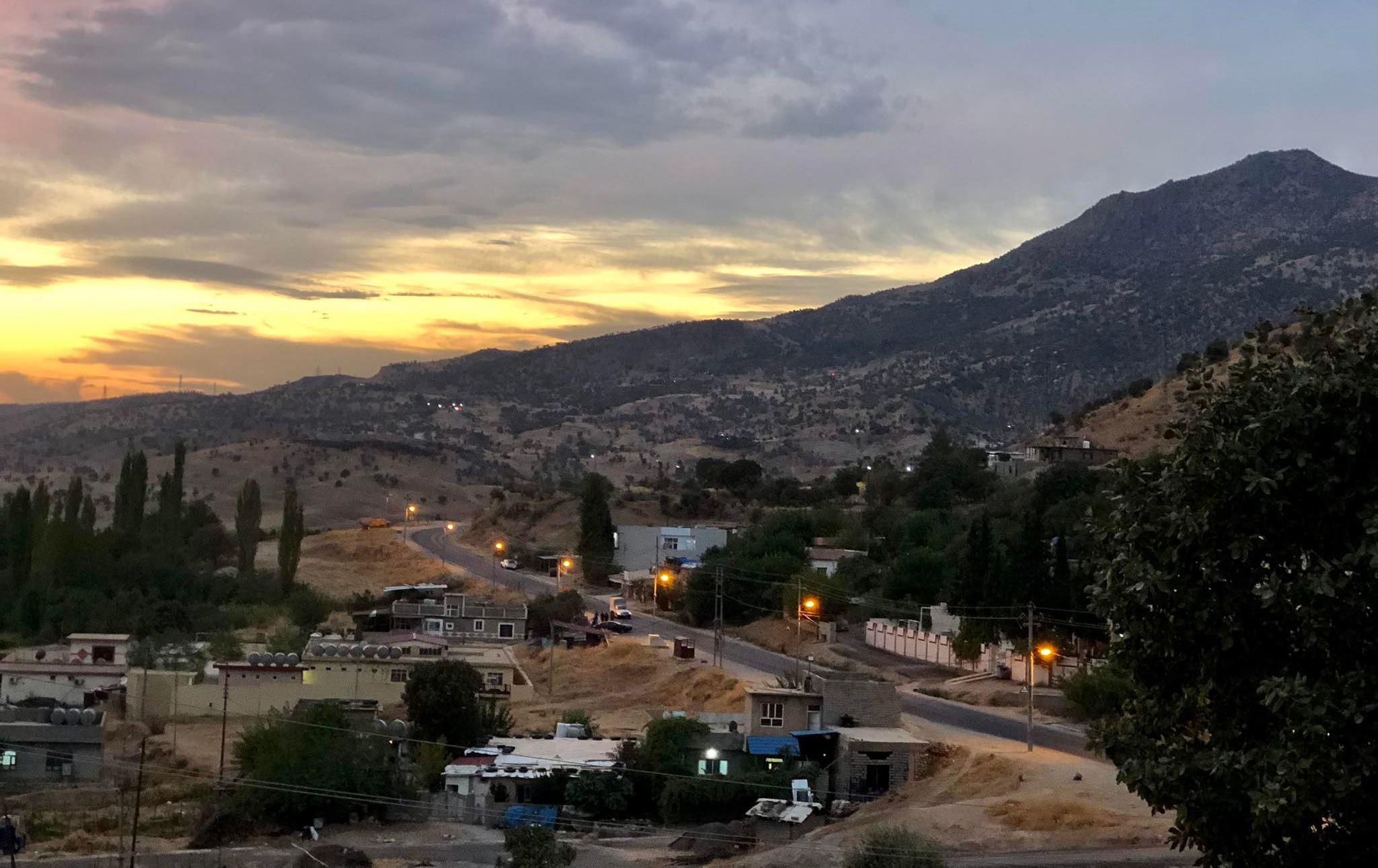 دوو درۆن لە گوندێکی ئامێدی کەوتنە خوارەوە؛ دەوامی دوو قوتابخانەی راگرت