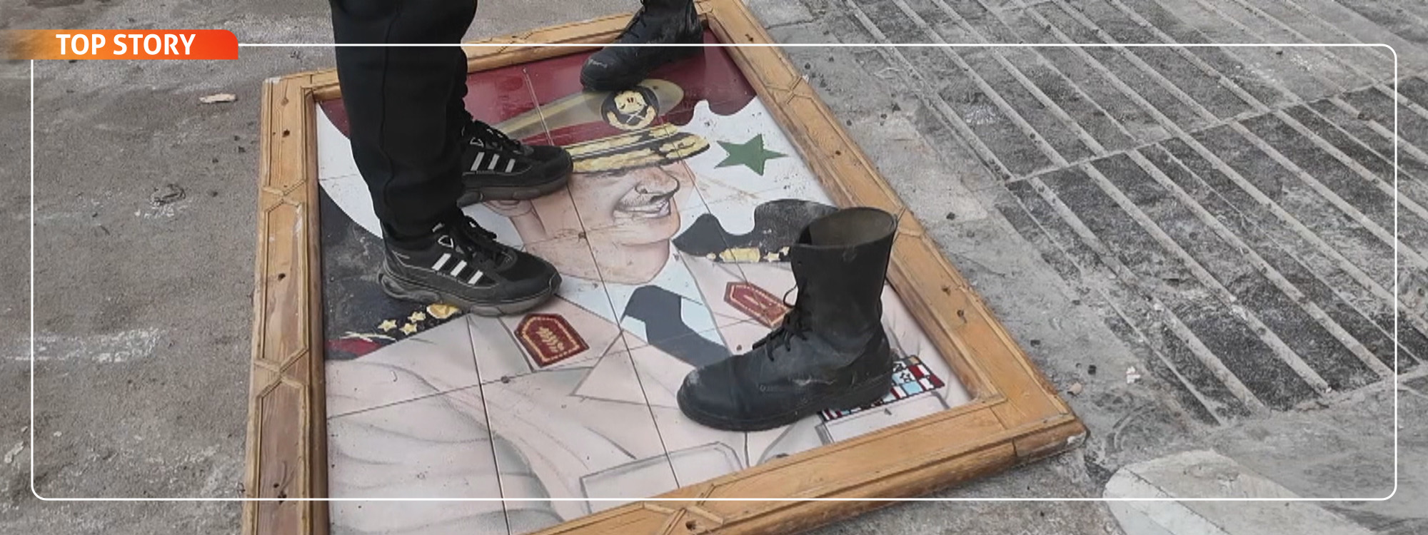 سەربازانی سووریا دەبێ پێ بە وێنەی بەشار ئەسەد دا بنێن بۆ ئەوەی بچنەوە سەر کارەکانیان