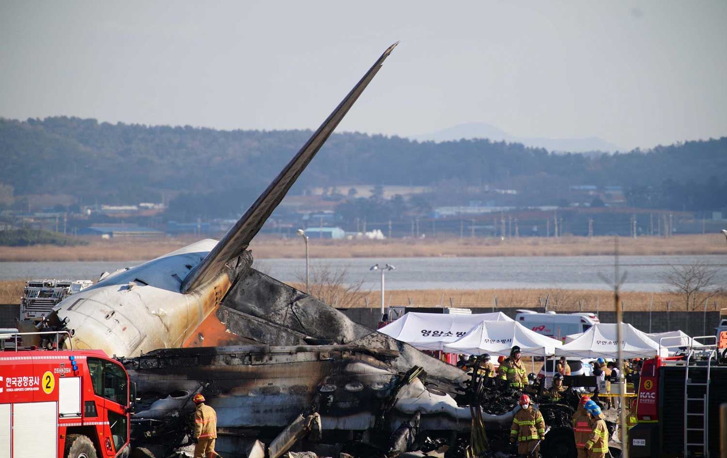 لە ئەنجامی تێکشکانی فڕۆکەیەک لە کۆریای باشوور 177 کەس گیانیان لەدەستدا