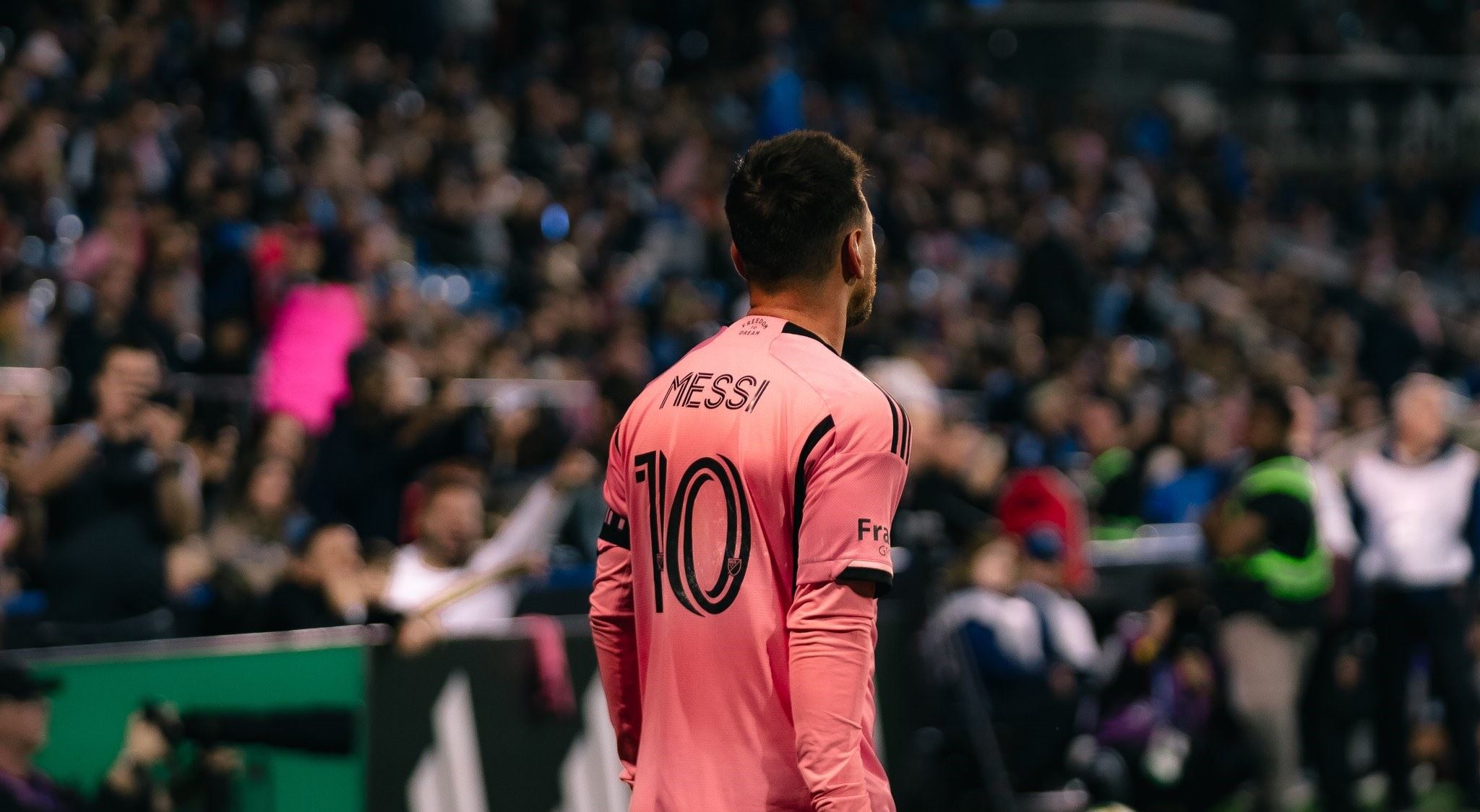 مێسی هۆکاری نەچوونی بۆ کۆشکی سپی ئاشکرا دەکات