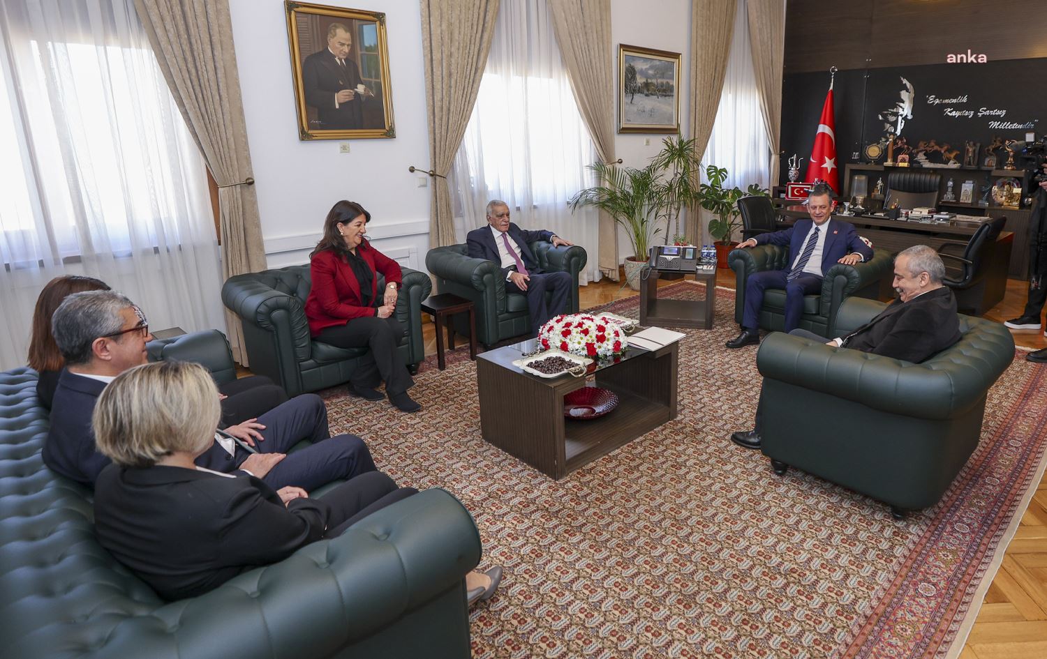 Hevdîtina şandeyên DEM Partî û CHPyê / Wêne: ANKA