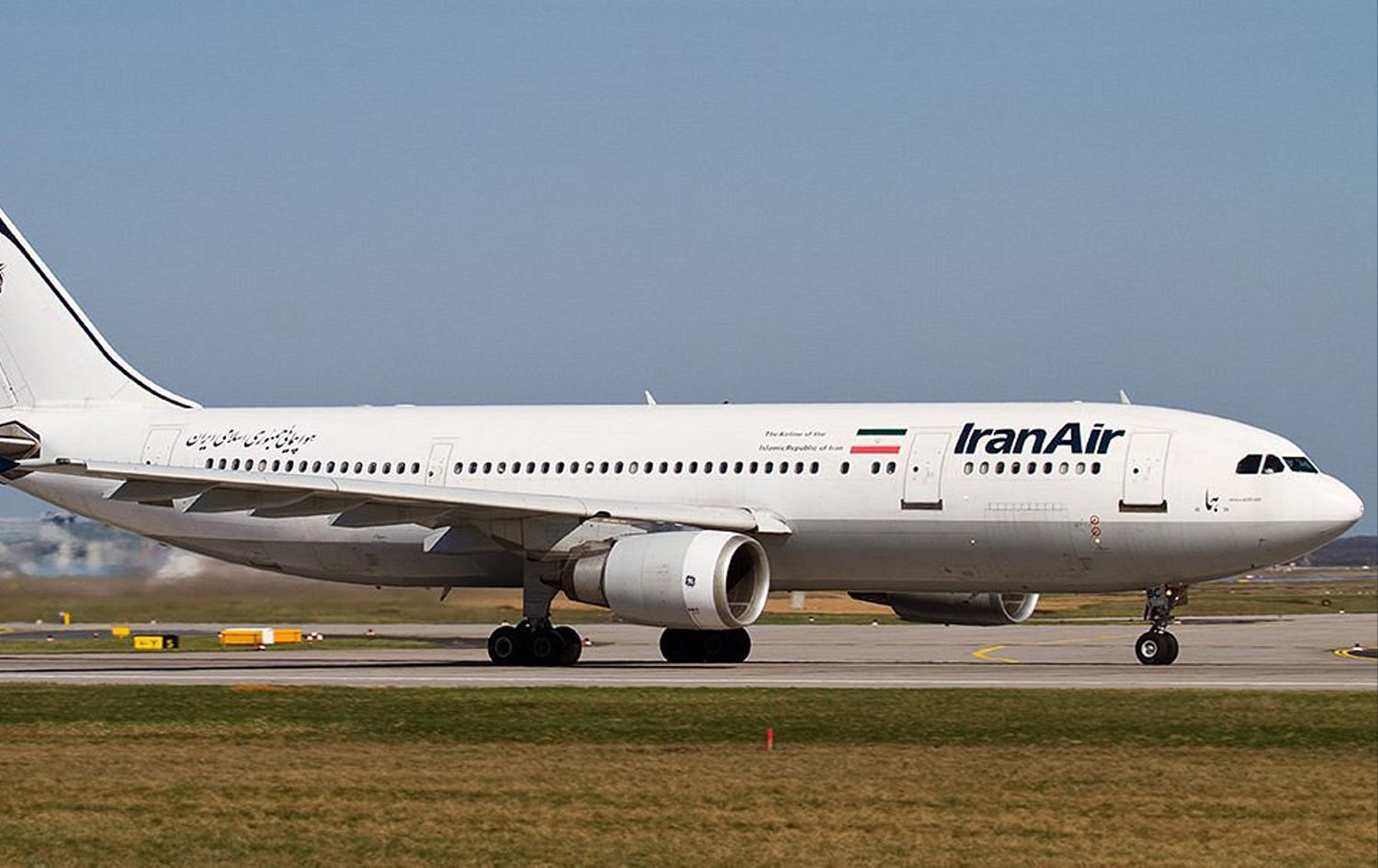 ئێران: ئامادەین گەشتە ئاسمانییەکان لەگەڵ سووریا دەستپێبکەینەوە