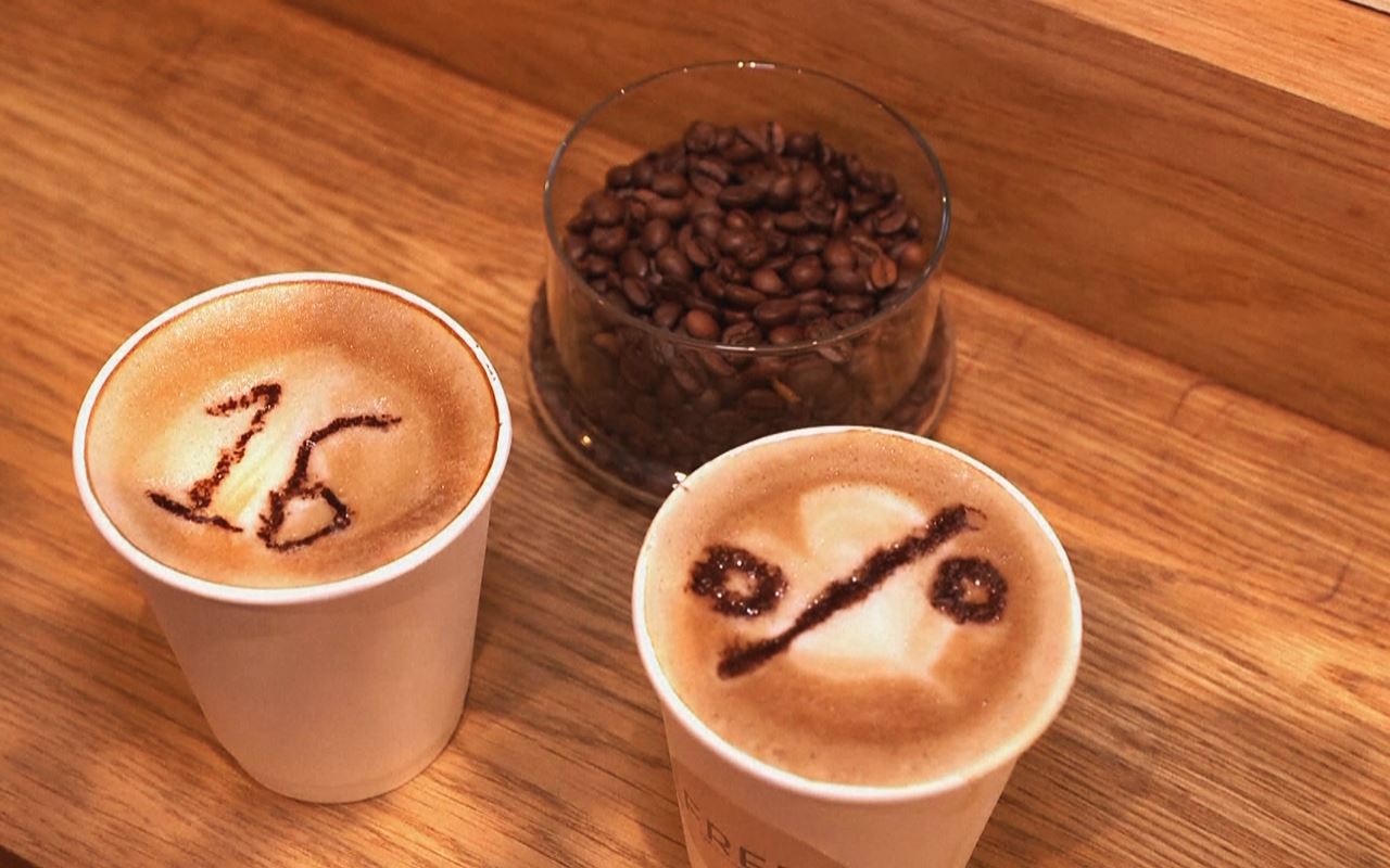 توێژینەوەیەکی بەریتانی: خواردنەوەی قاوە لە بەیانیان ئەگەری مردنی پێشوەختە کەمدەکاتەوە