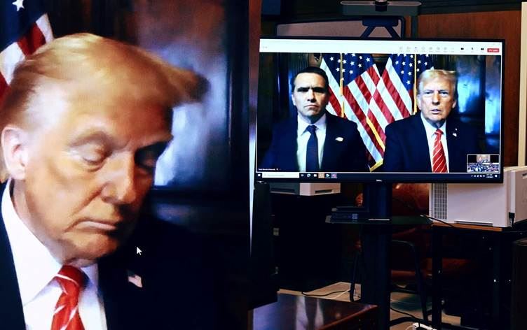 Donald Trump çevrimiçi duruşmasında