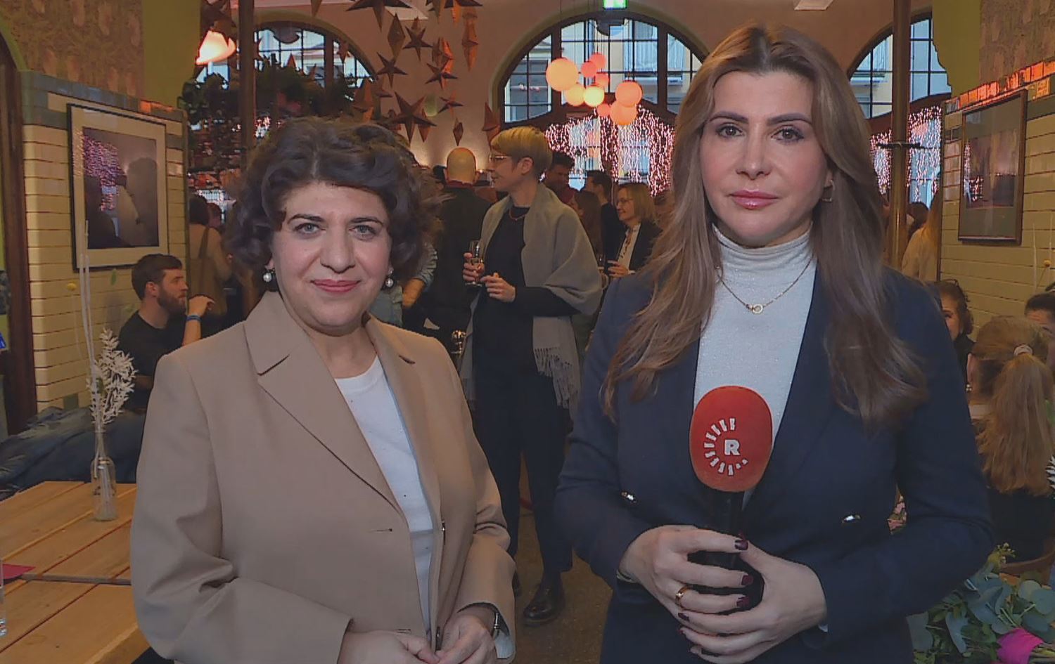 Bingöllü Berivan Aymaz (solda), Köln belediye başkan adayı oldu. / Foto: Rûdaw