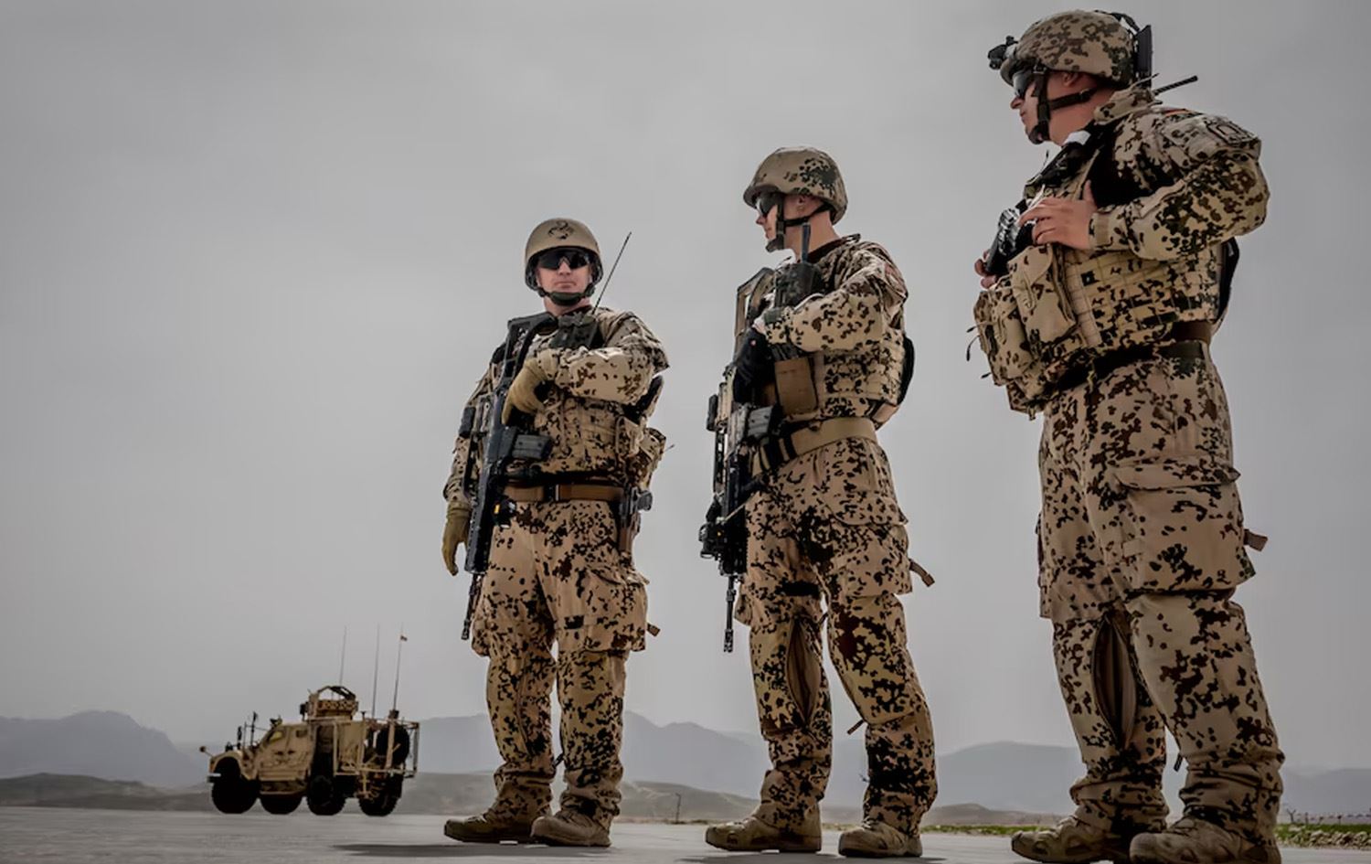 وڵاتانی رۆژئاوا خۆیان بۆ جەنگ و مەترسییە ئەمنییەکان ئامادە دەکەن