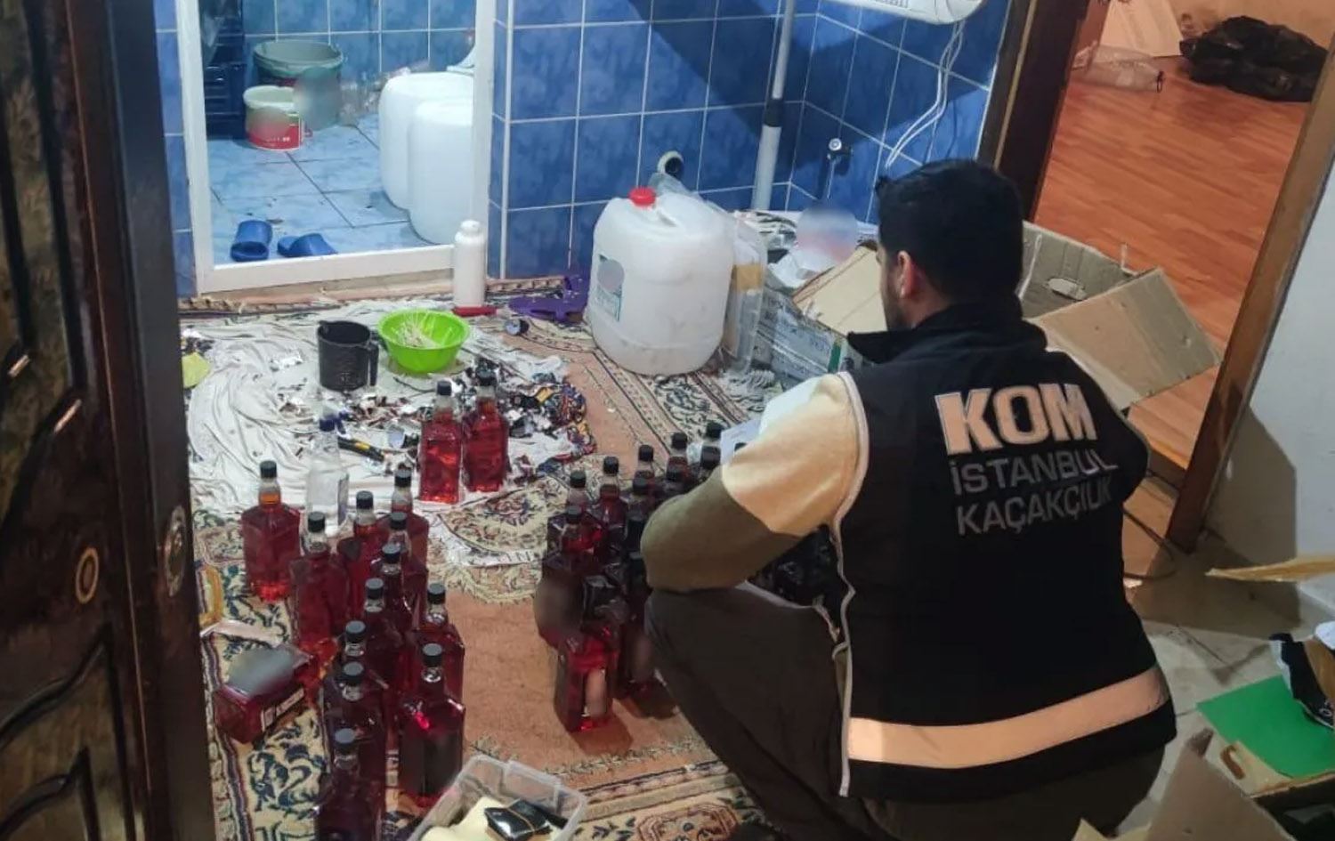 Dest bi ser alkola sexte de hat girtin / Wêne: Arşîv