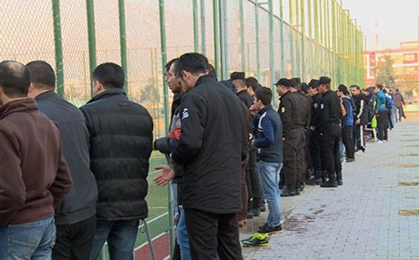 کارگێڕیی و هاندەرانی دهۆک رەخنە لە پارێزگاری شارەکەیان دەگرن